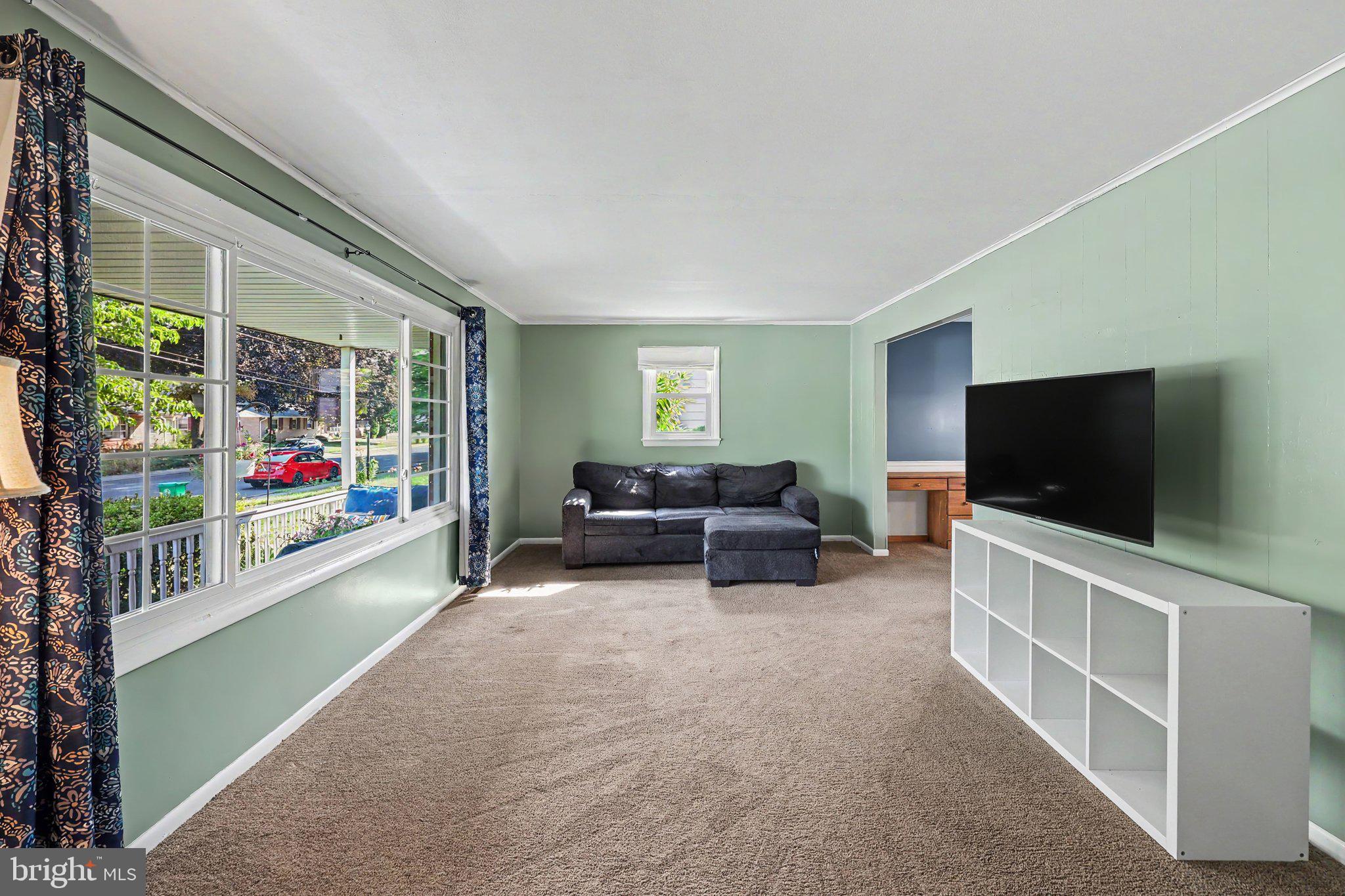 815 FAIRVIEW ROAD