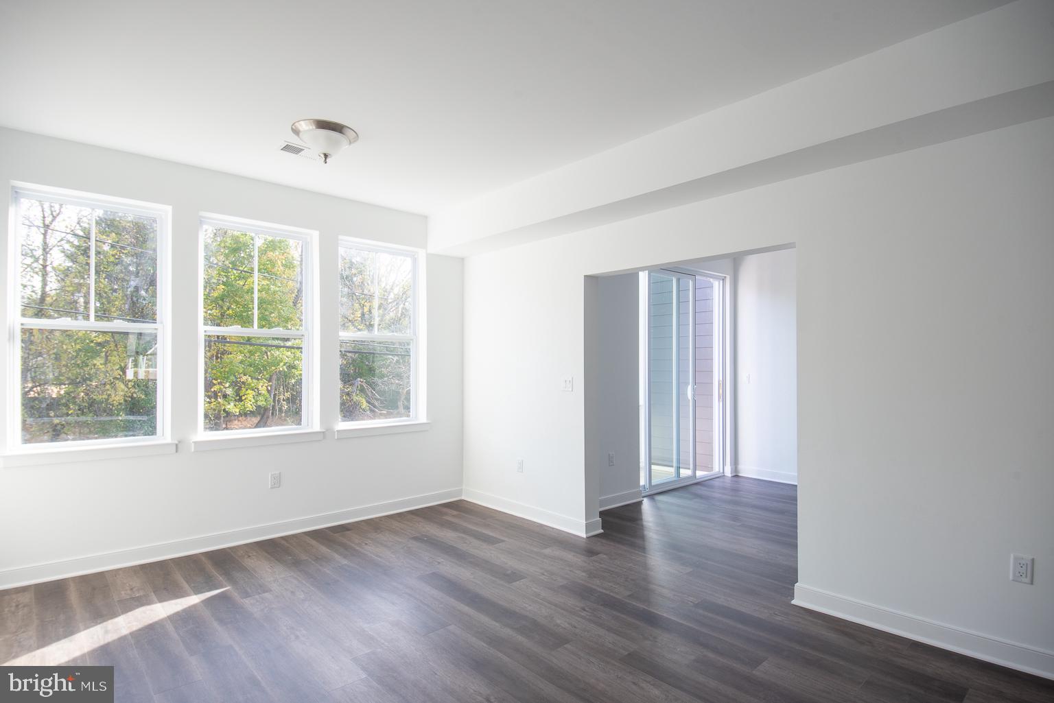 43 PRINCETON HIGHTSTOWN RD 2101