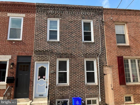 Townhouse For Rent - 120 Sigel Street<br/> PHILADELPHIA, PA 19148