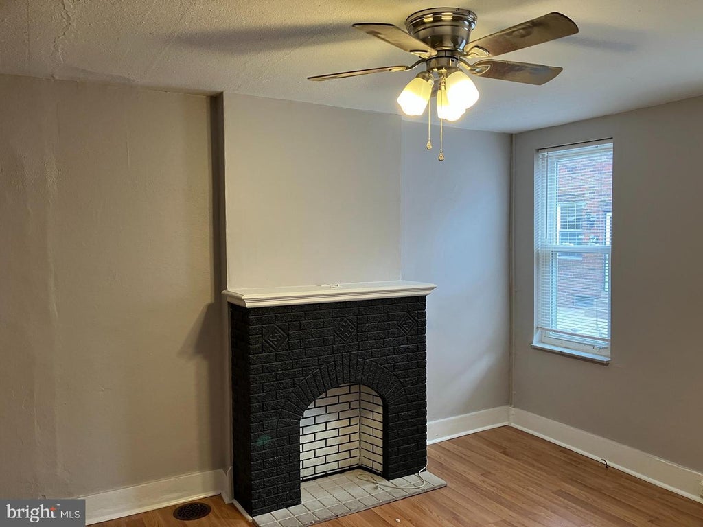 Photo of 120 Sigel Street, PHILADELPHIA, PA 19148 (MLS # PAPH2675316)
