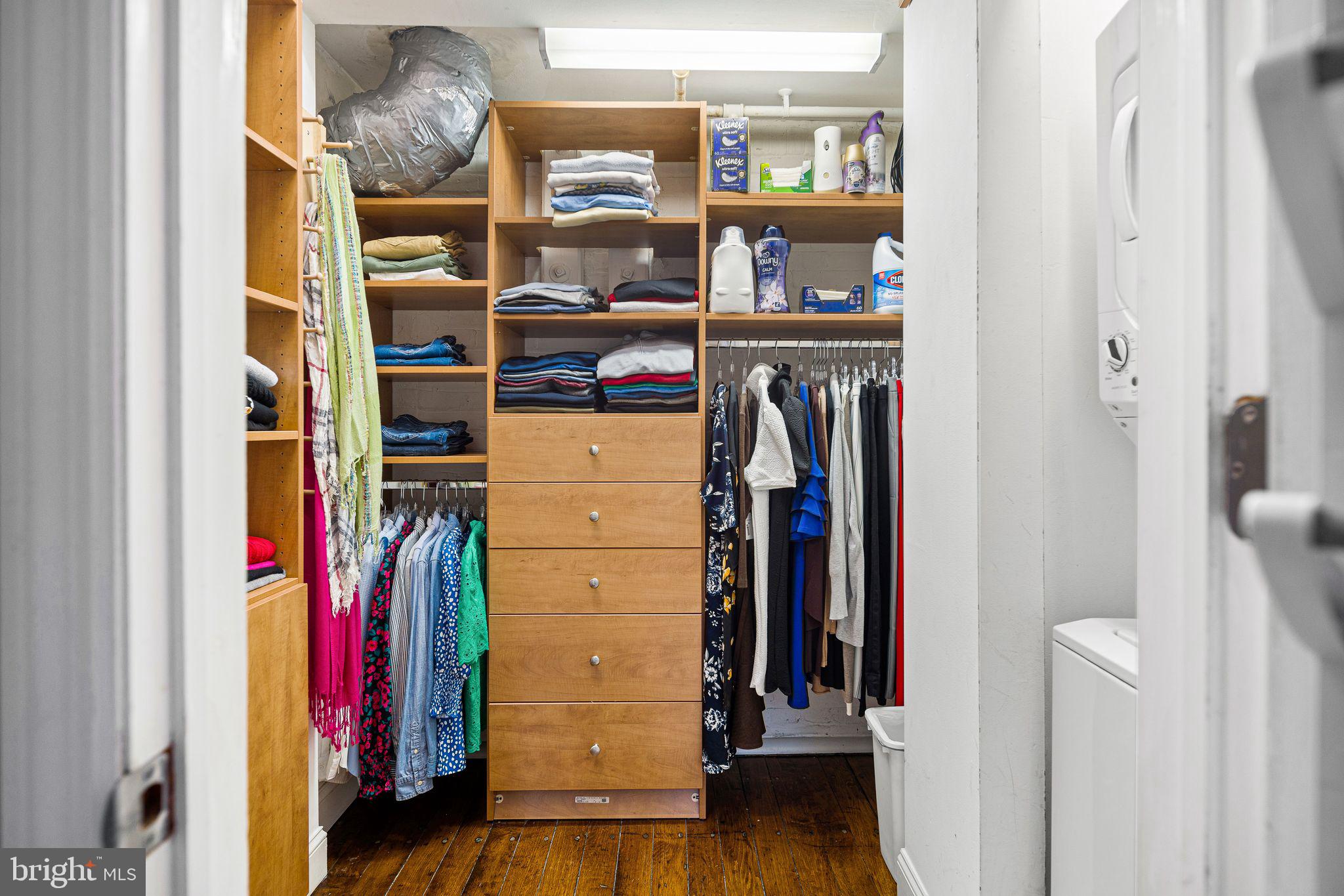 OLD CITY - Residential