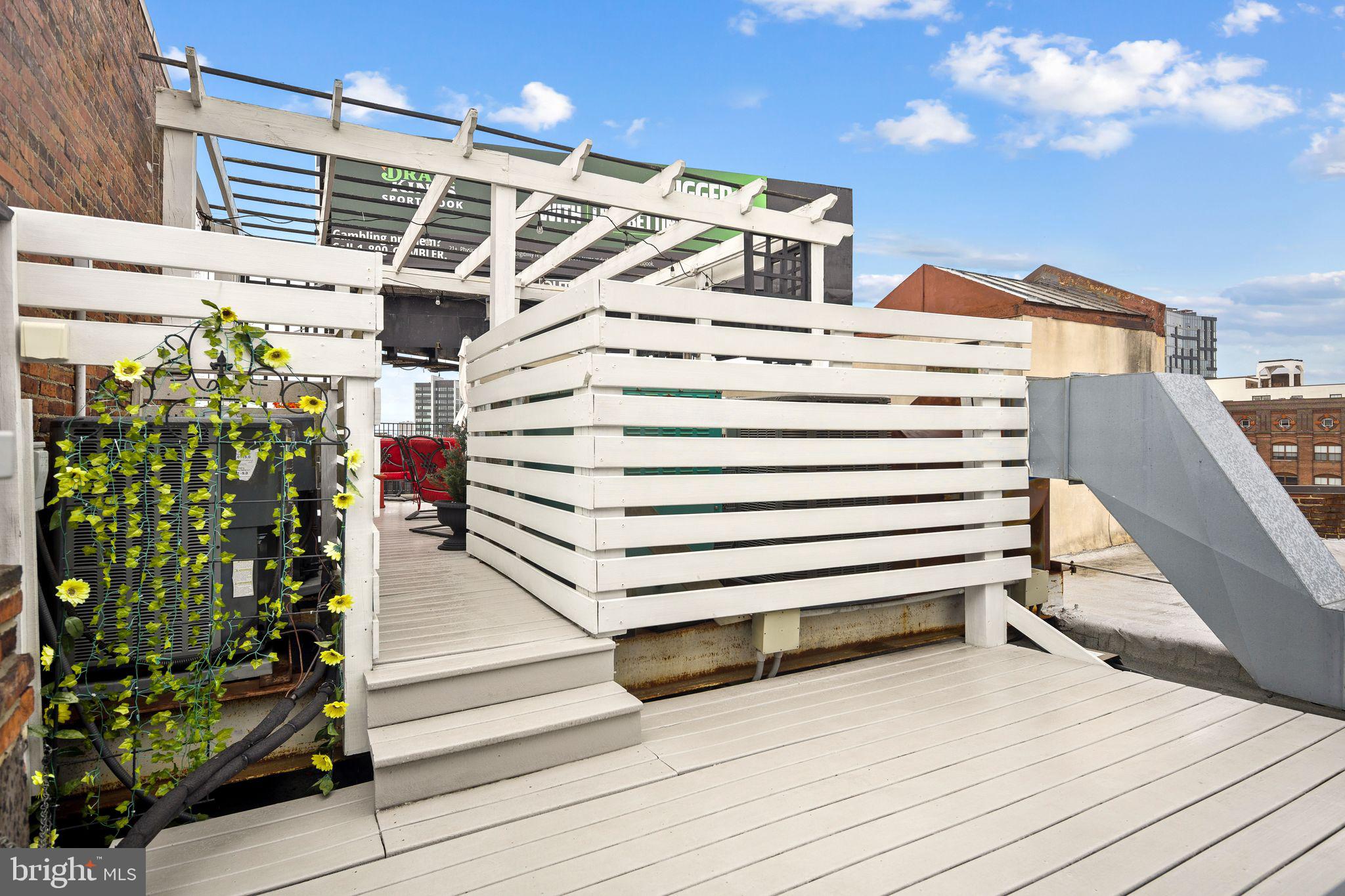 OLD CITY - Residential