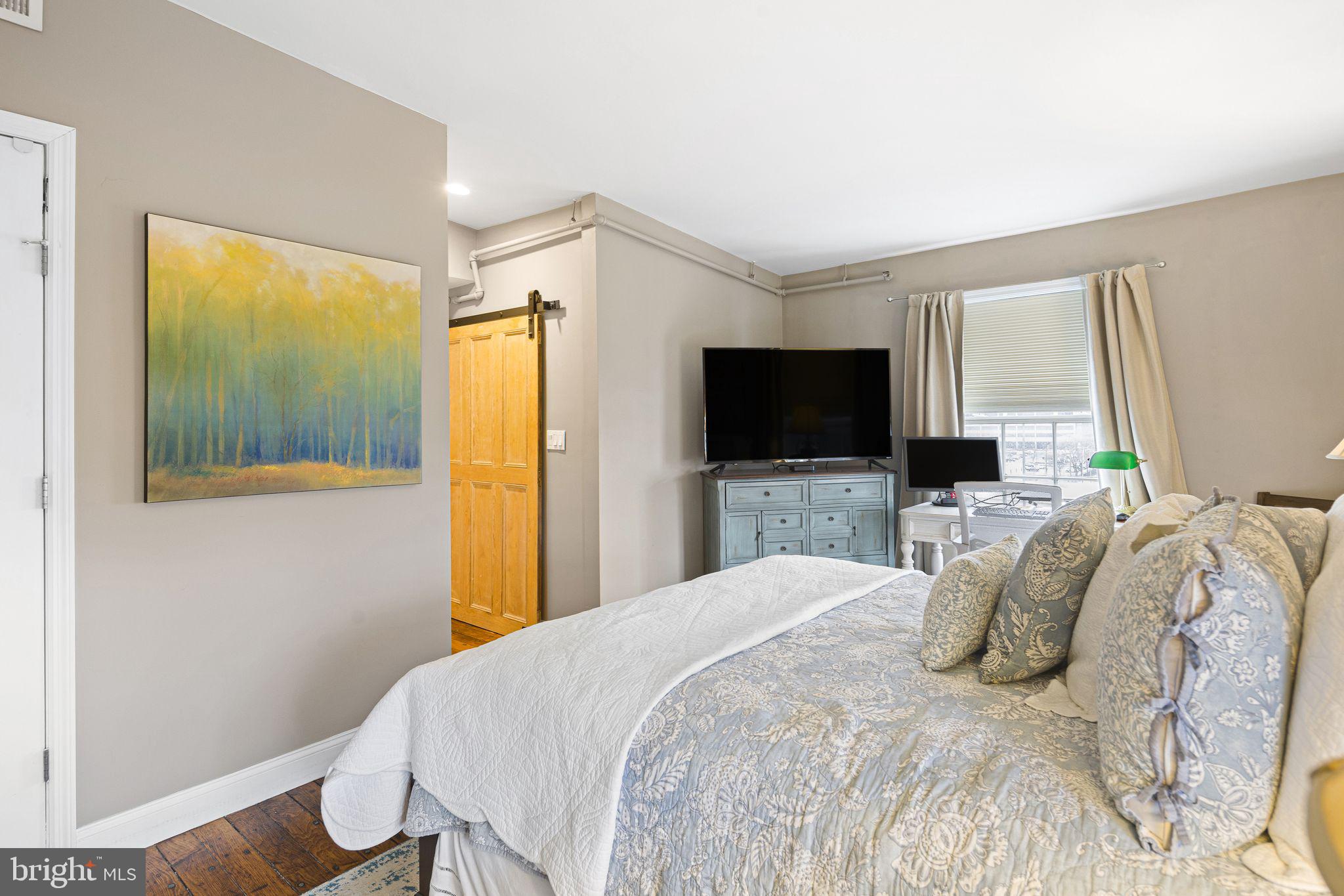 OLD CITY - Residential