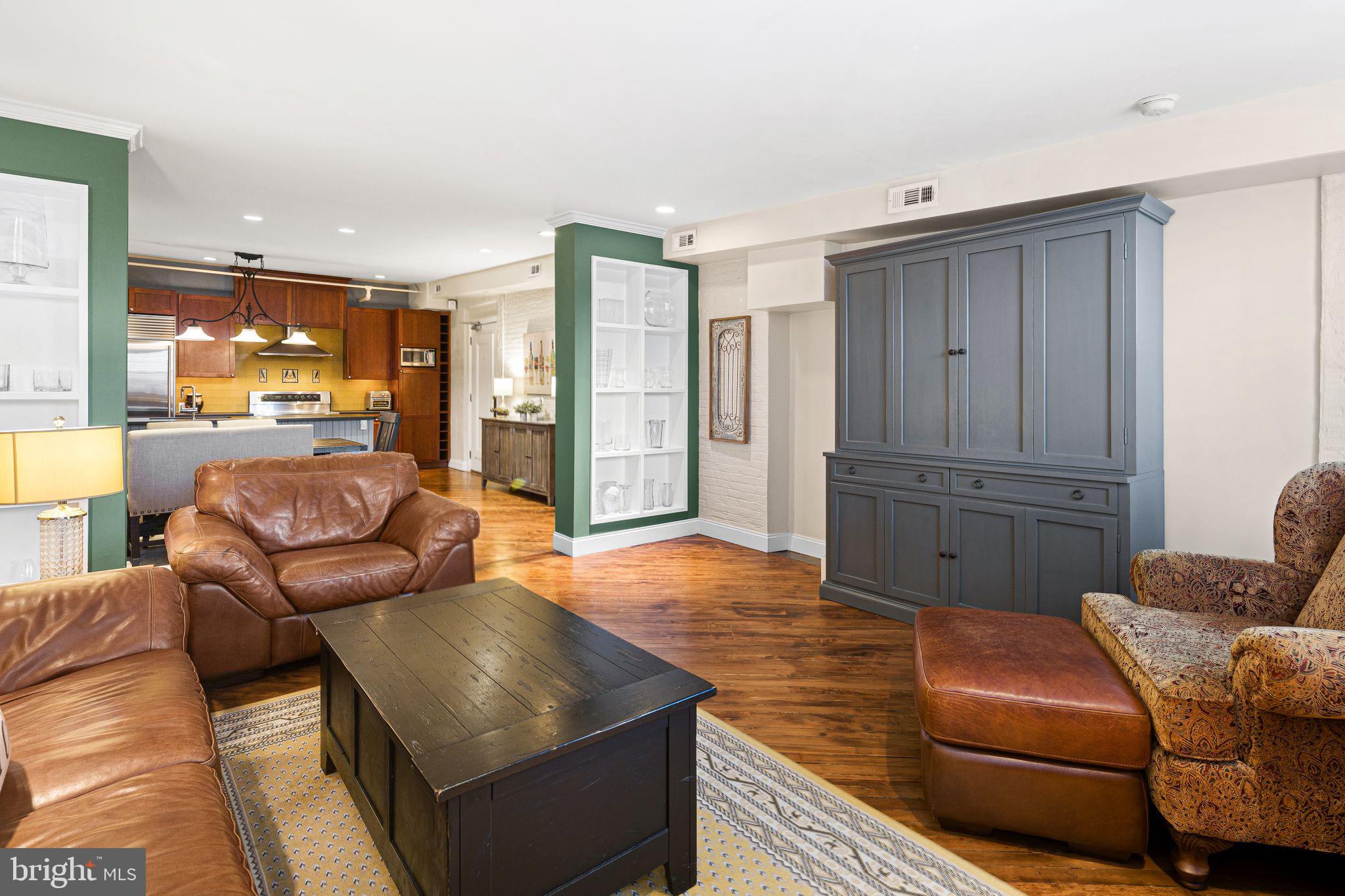 OLD CITY - Residential