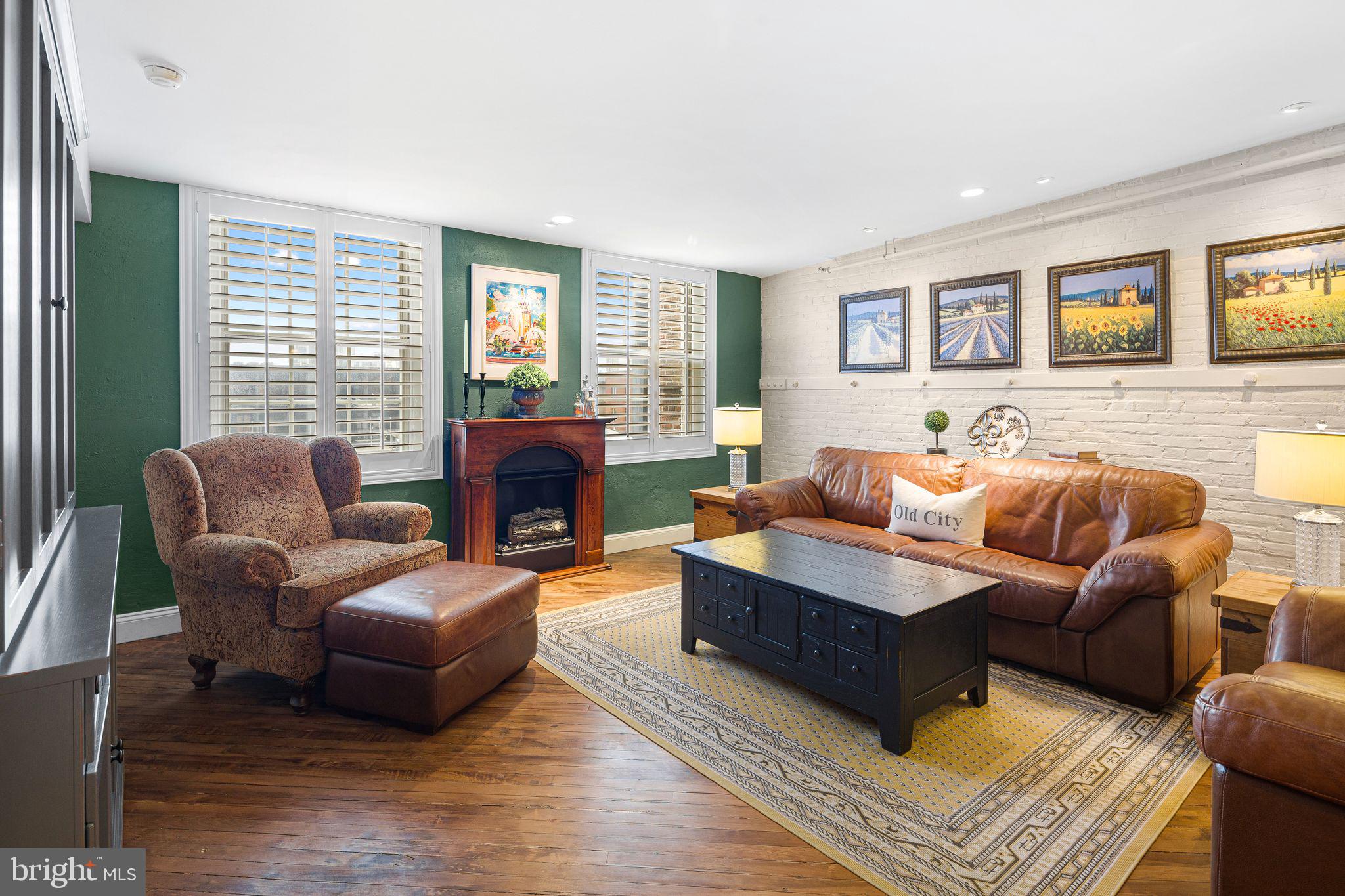 OLD CITY - Residential