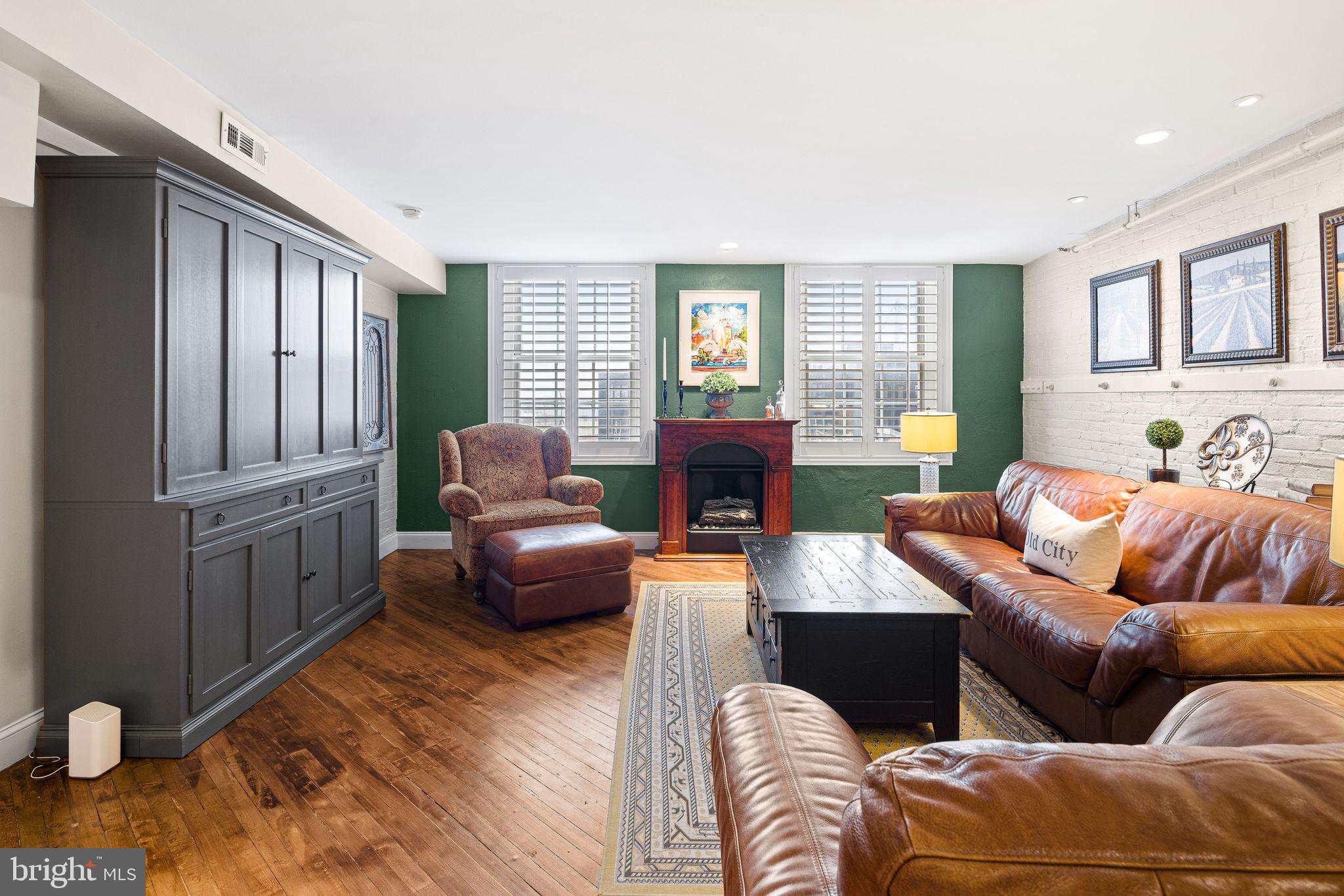 OLD CITY - Residential