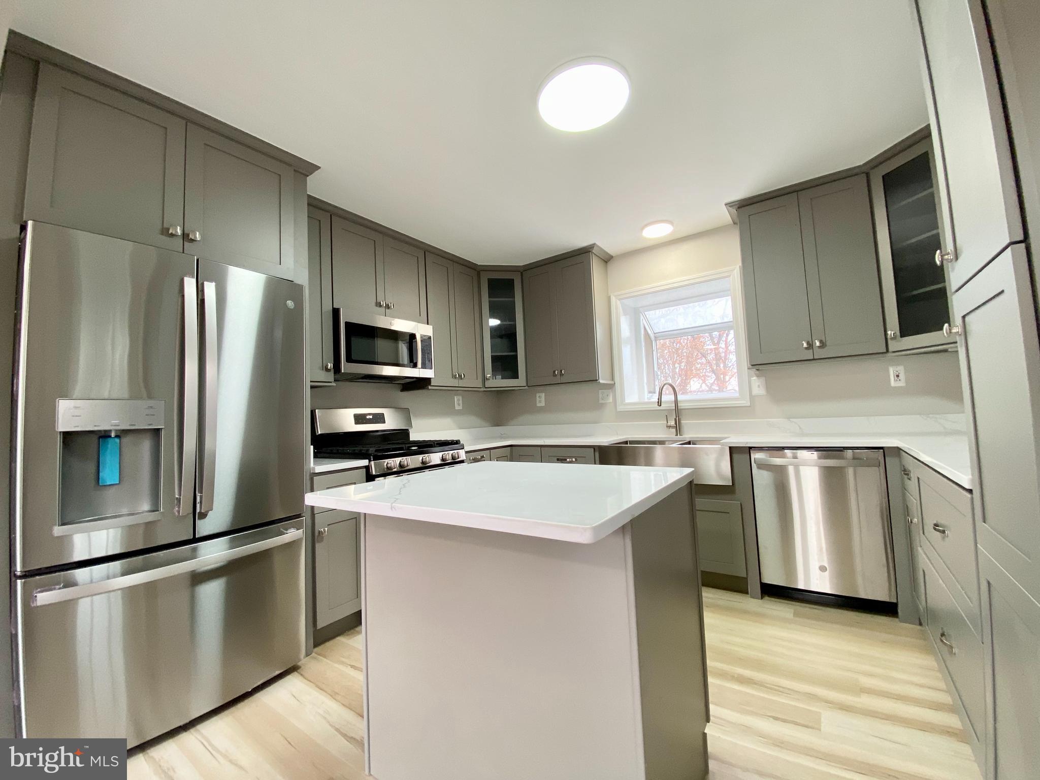 TEMPLE HILLS PARK - Residential