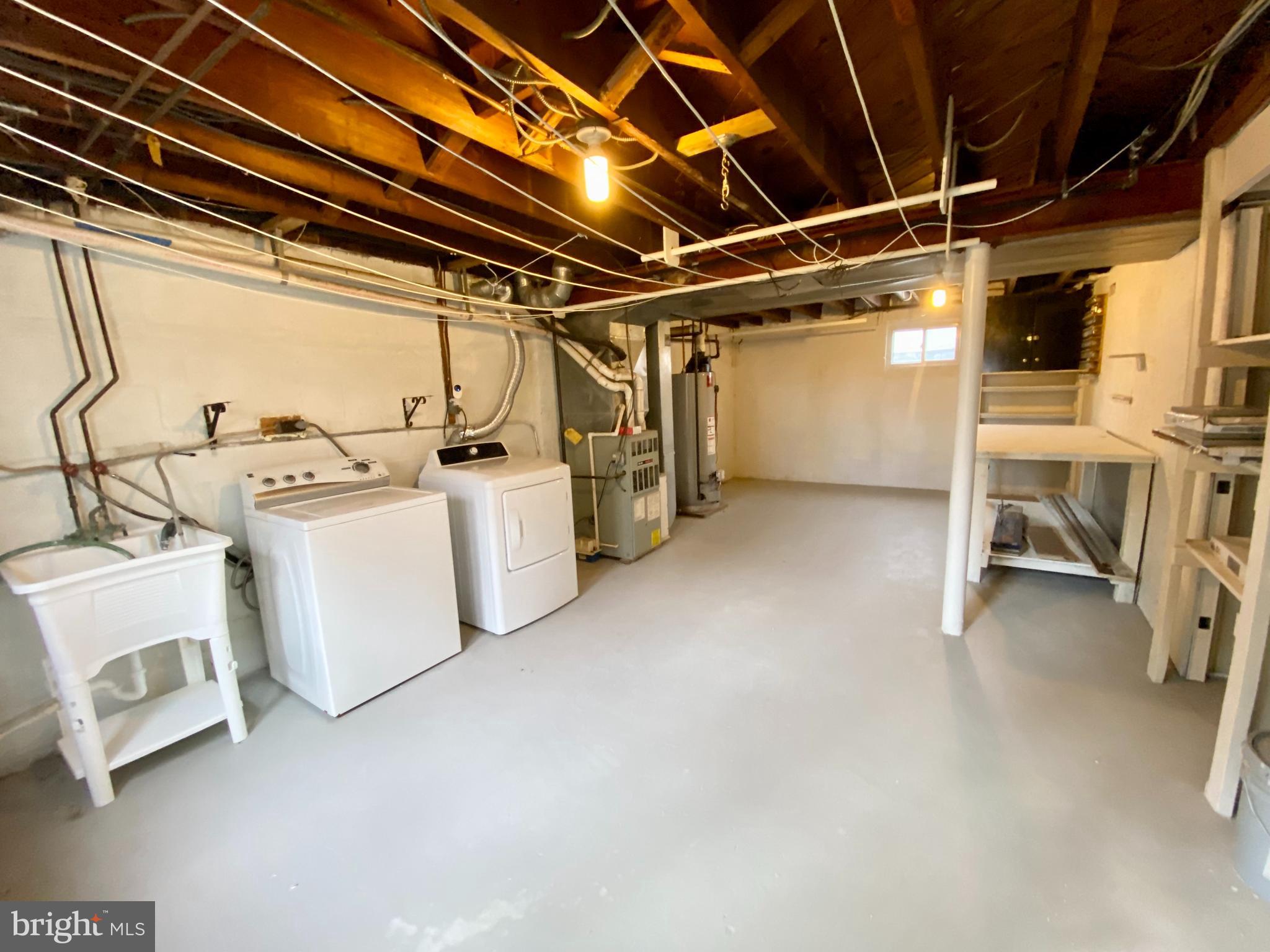 TEMPLE HILLS PARK - Residential