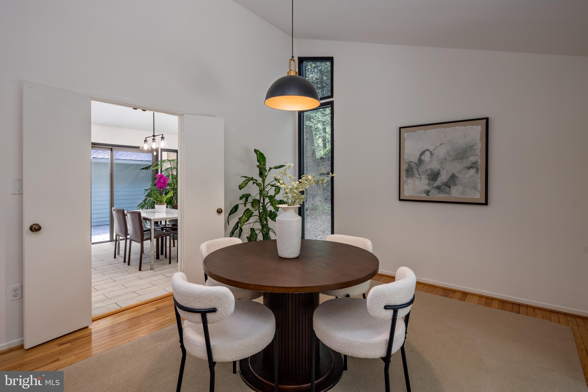 CONGRESSIONAL COUNTRY CLUB ESTATES - Residential