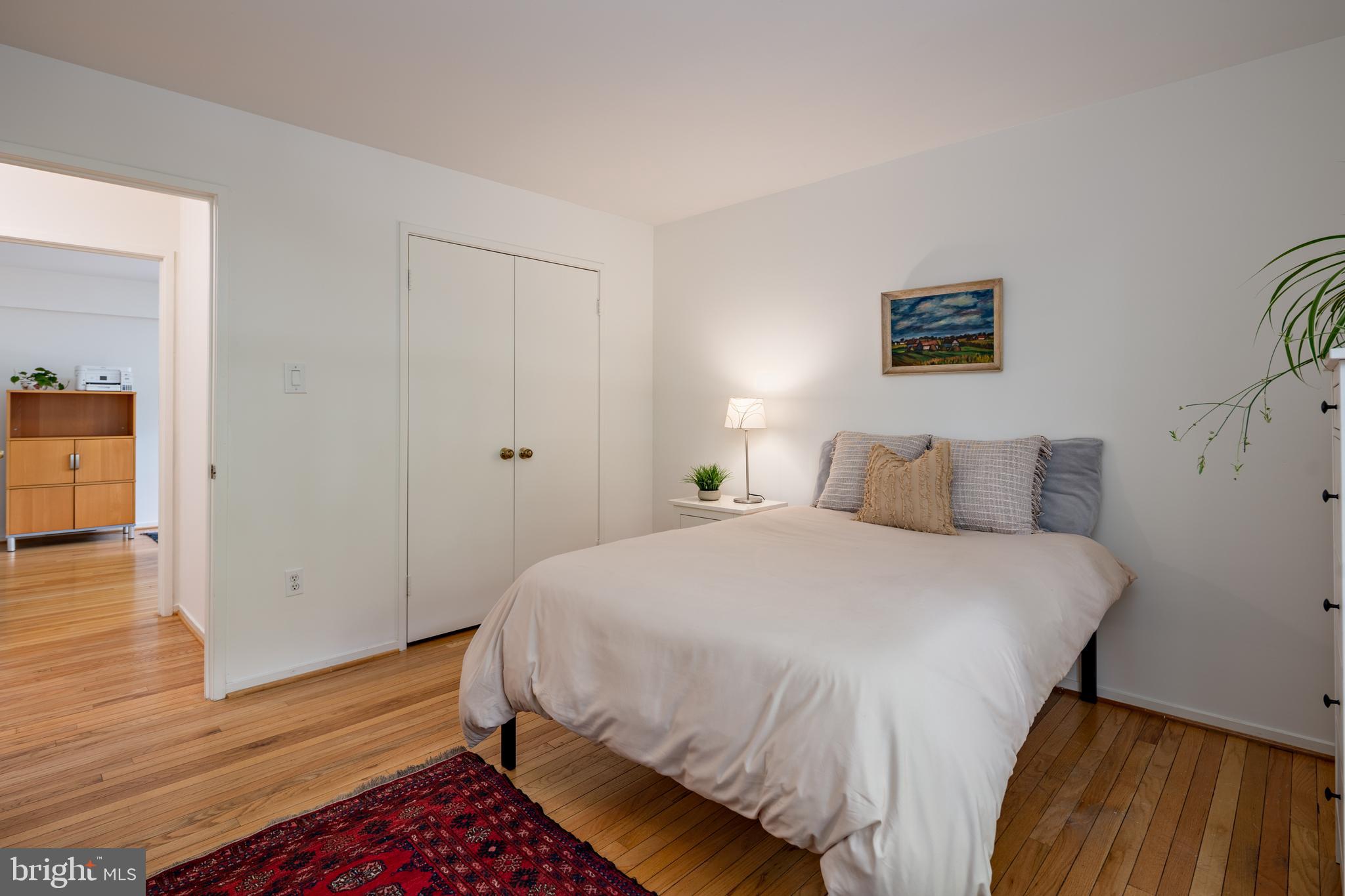 CONGRESSIONAL COUNTRY CLUB ESTATES - Residential