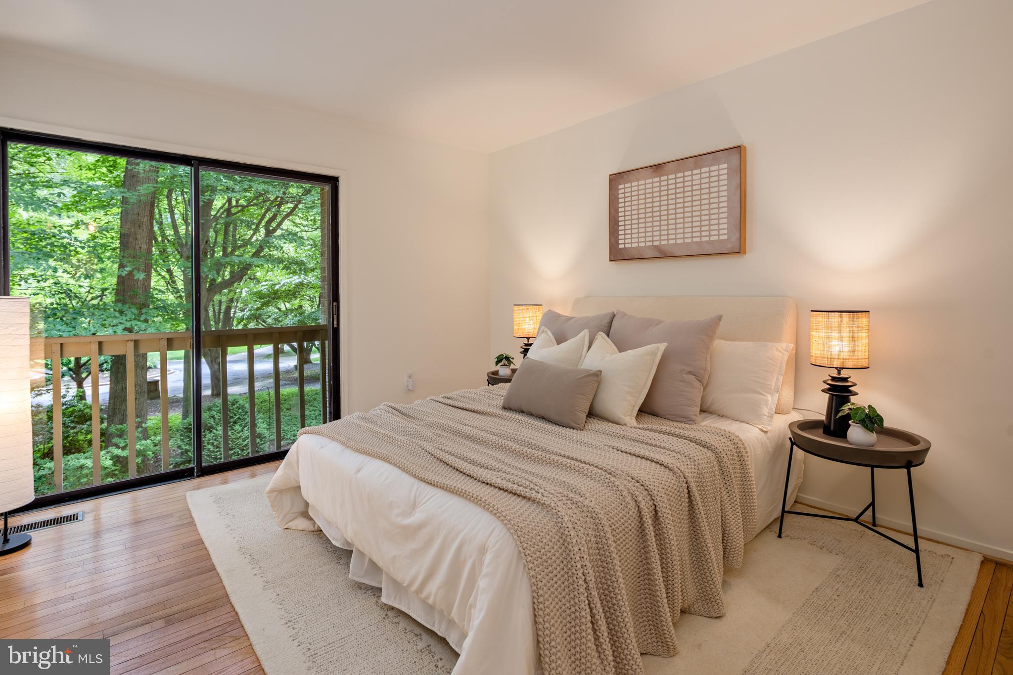 CONGRESSIONAL COUNTRY CLUB ESTATES - Residential