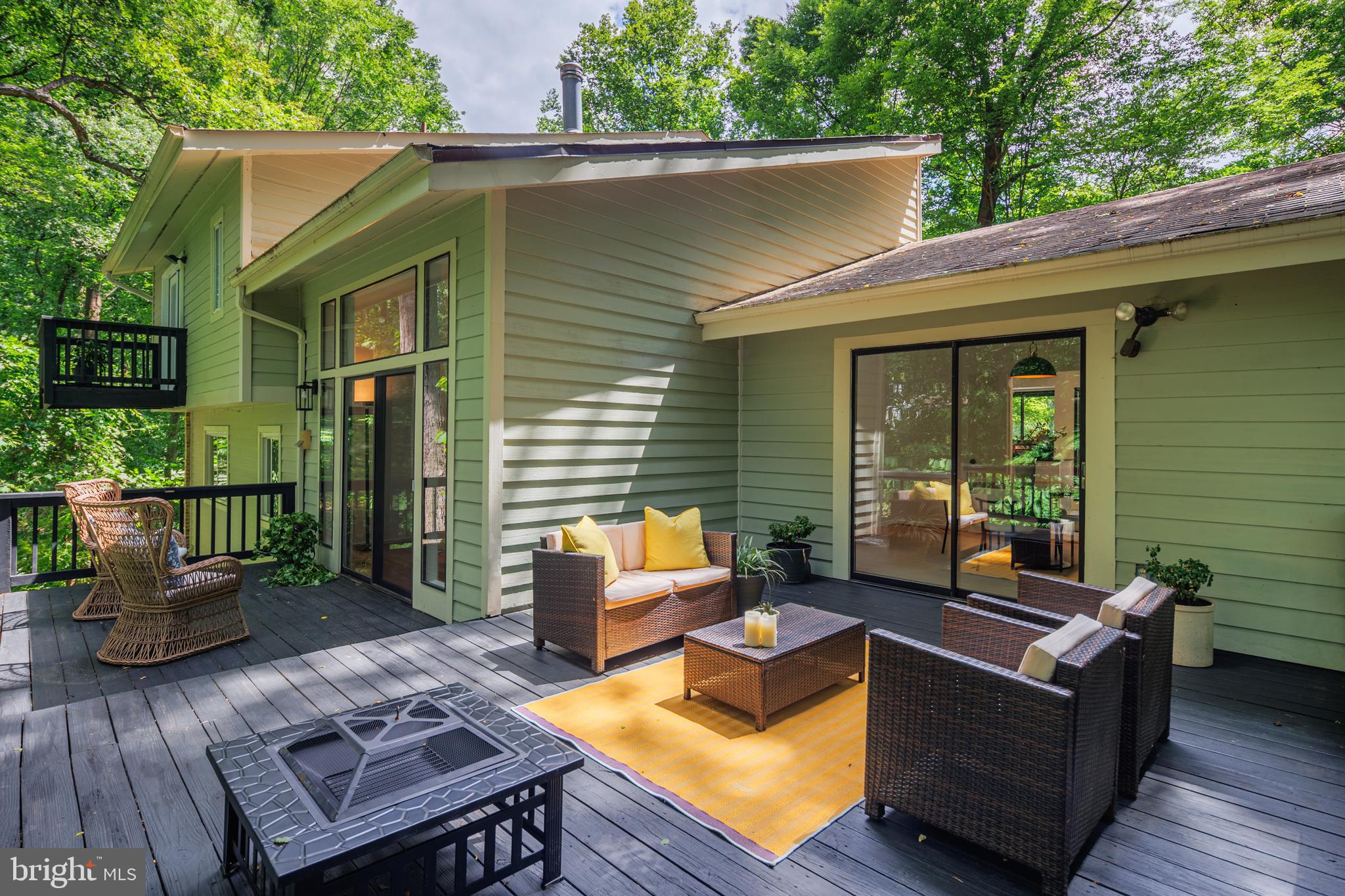 CONGRESSIONAL COUNTRY CLUB ESTATES - Residential