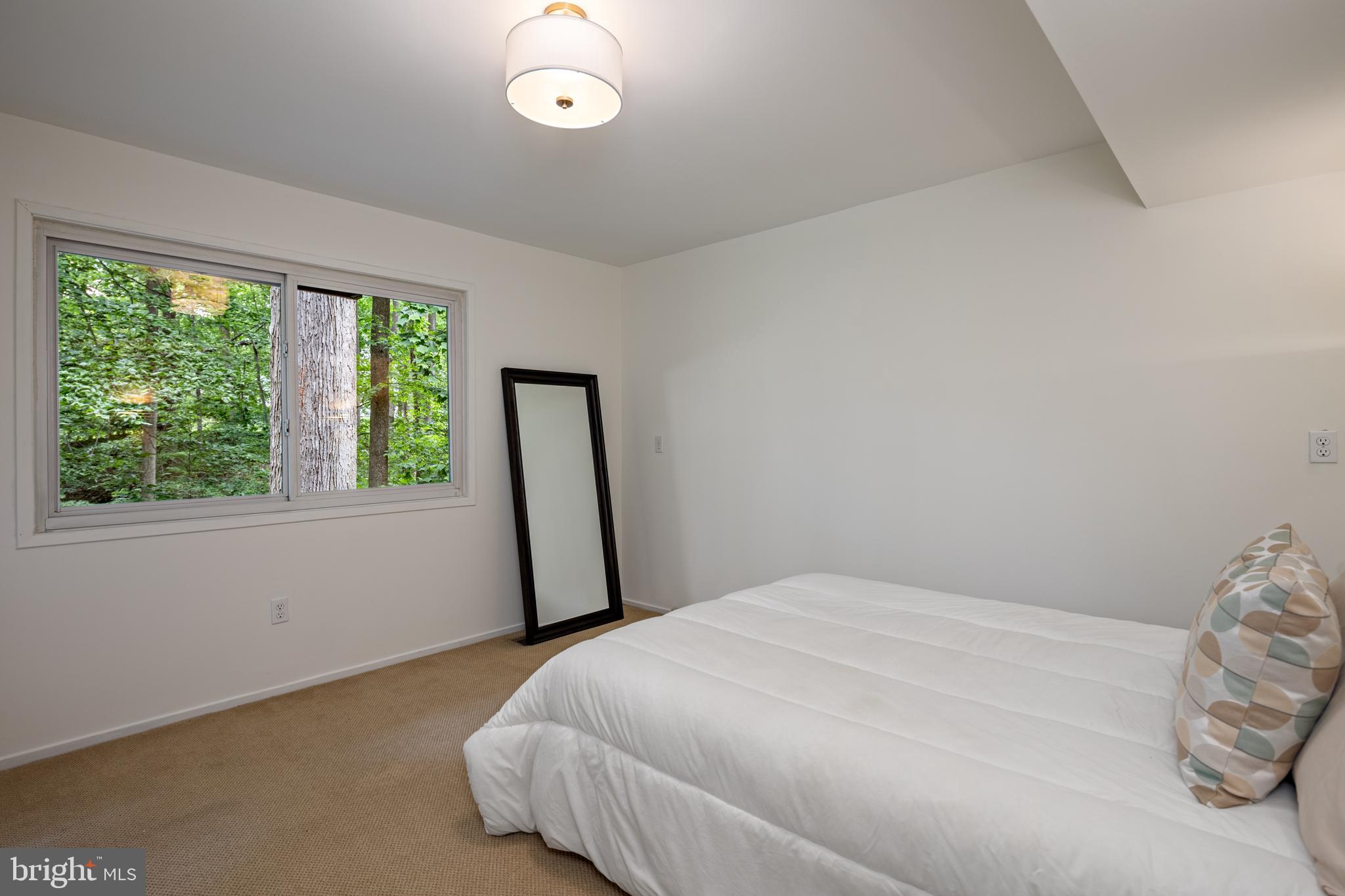 CONGRESSIONAL COUNTRY CLUB ESTATES - Residential