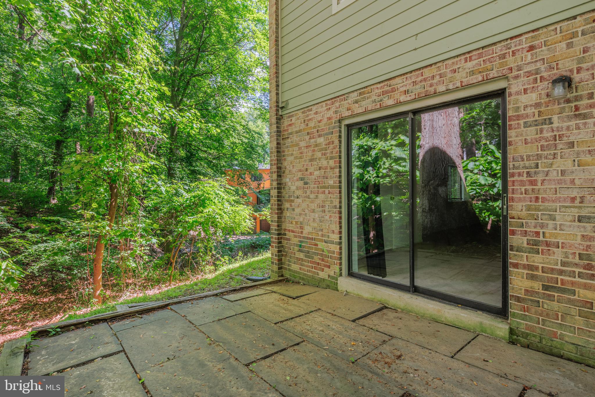 CONGRESSIONAL COUNTRY CLUB ESTATES - Residential