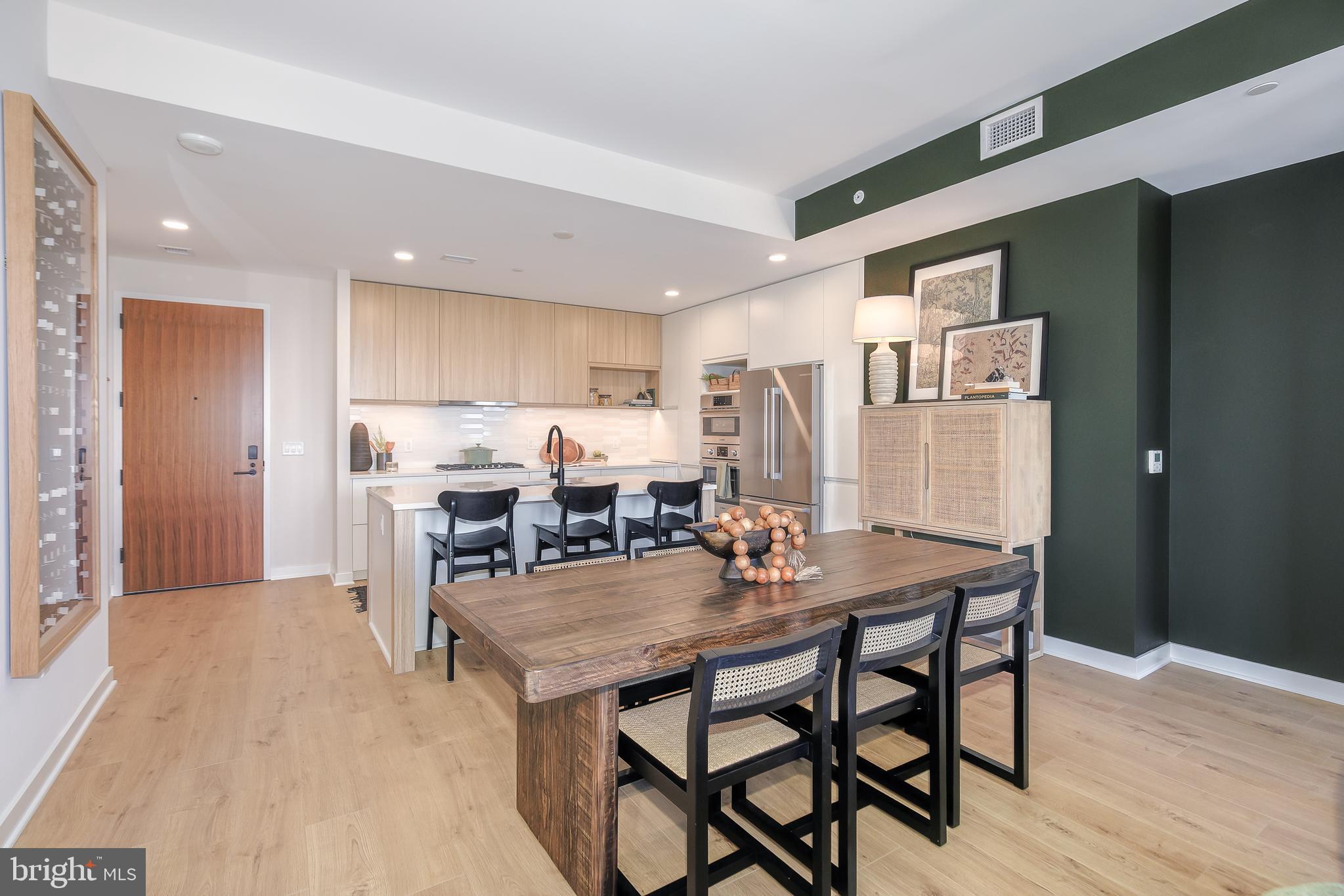 255 W. FALLS STATION BOULEVARD 710