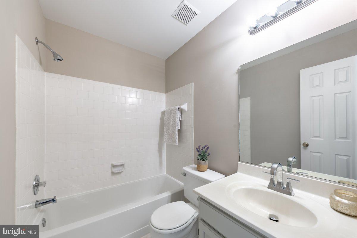 LITTLE ROCKY RUN - Residential