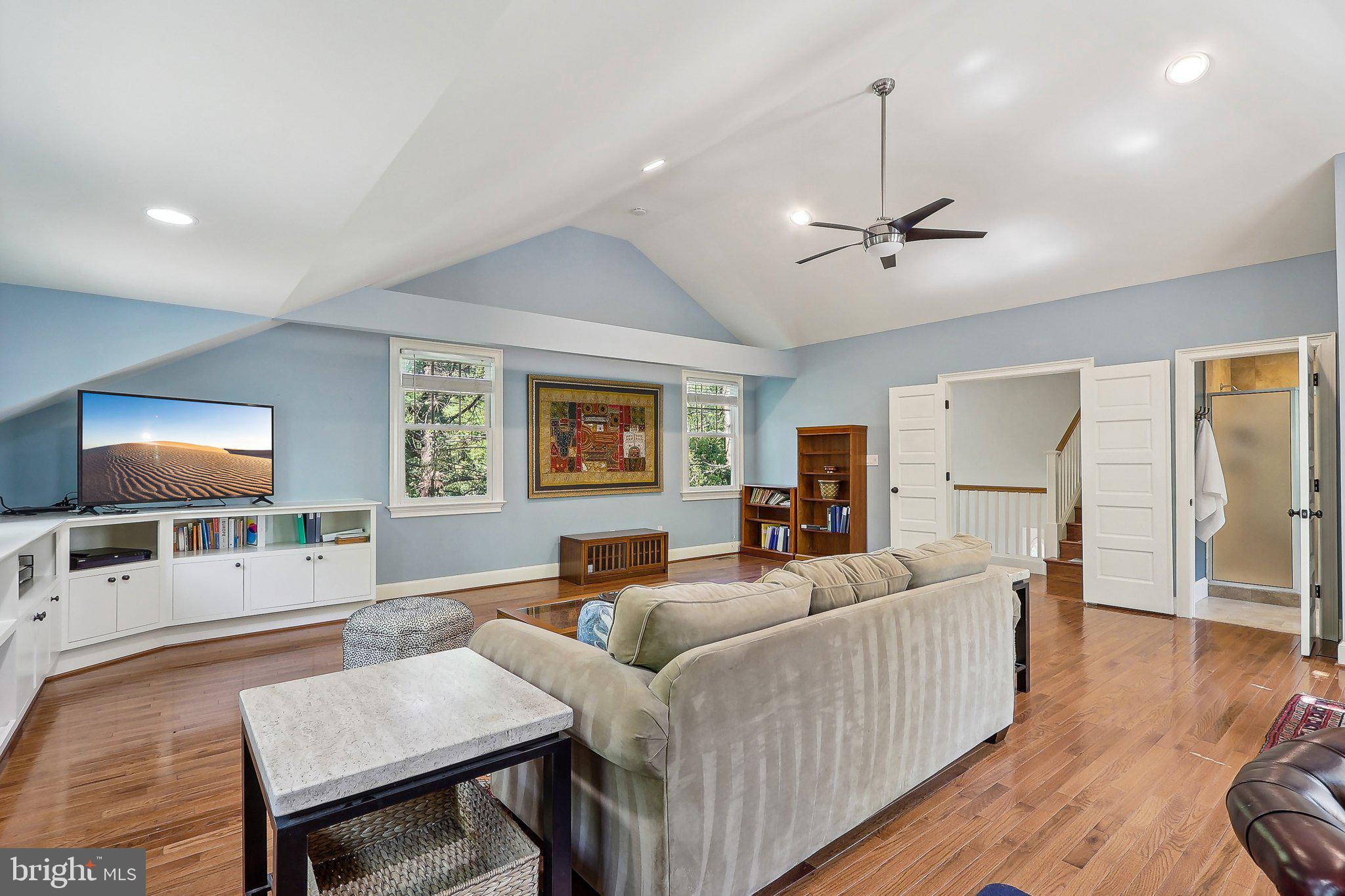 SOMERSET HEIGHTS - Residential