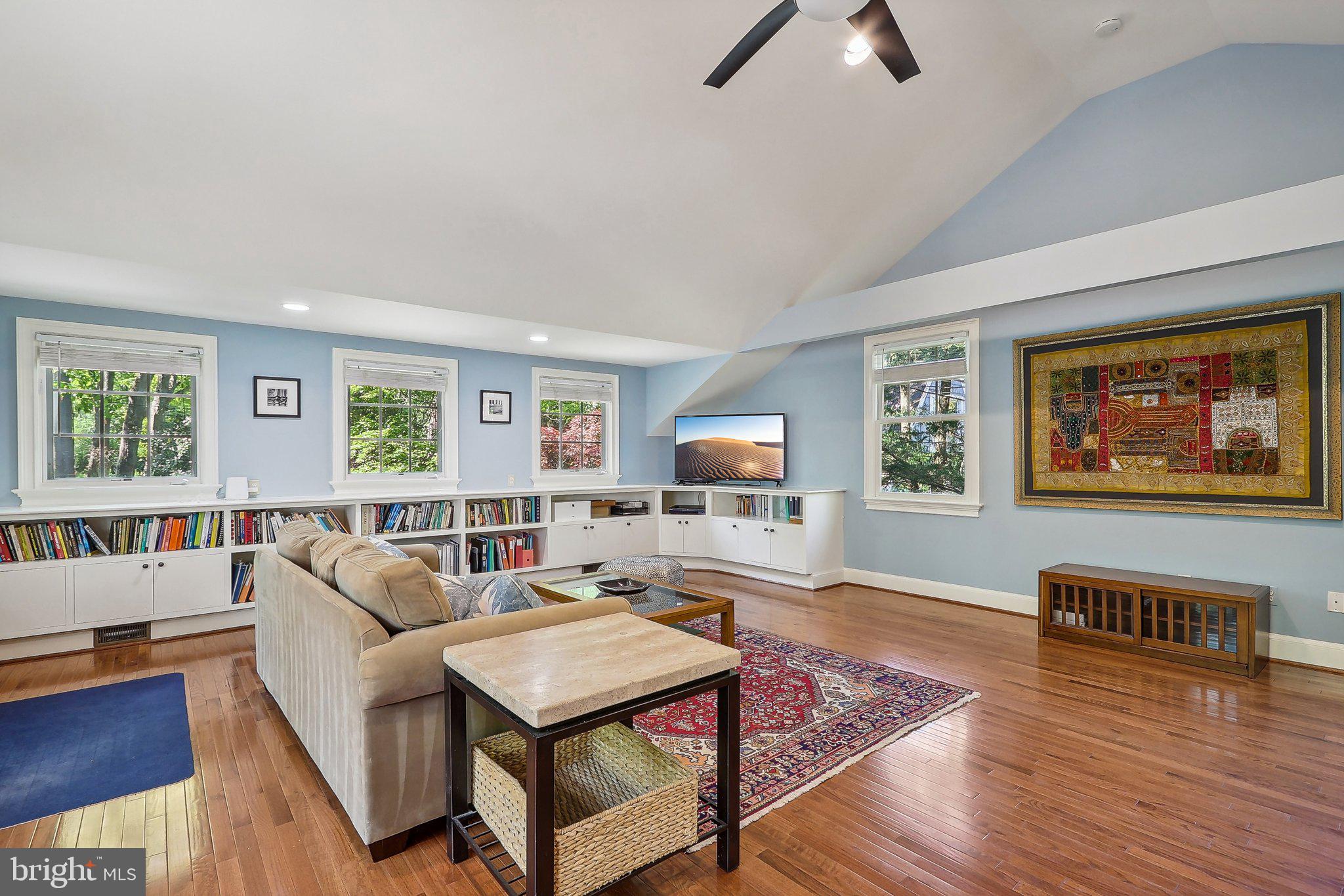 SOMERSET HEIGHTS - Residential