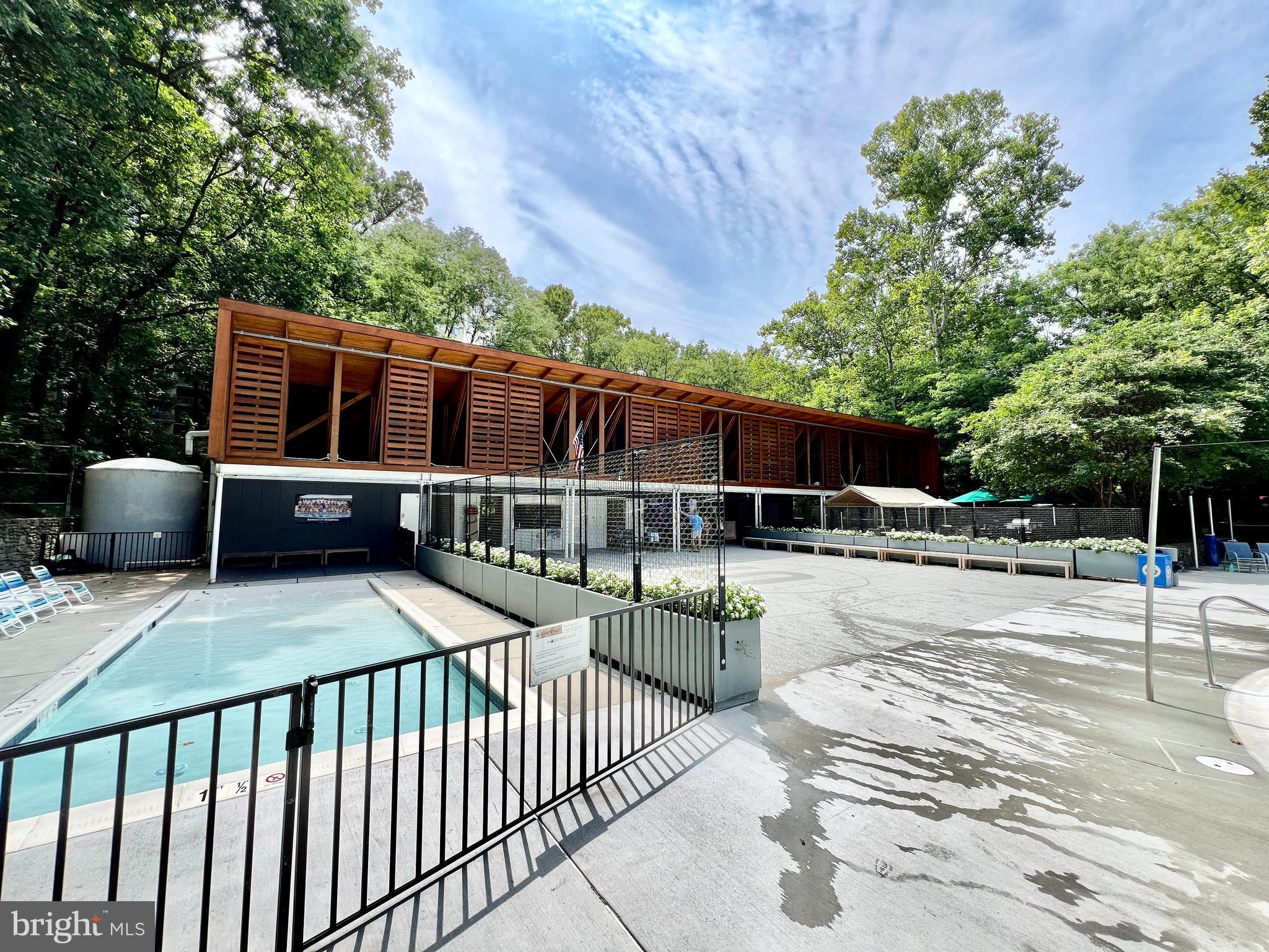 SOMERSET HEIGHTS - Residential