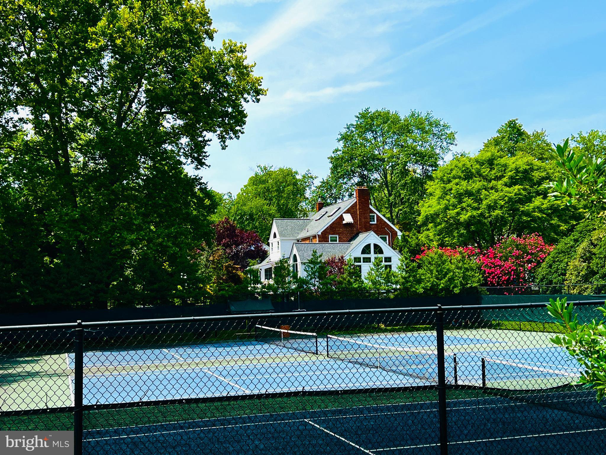 SOMERSET HEIGHTS - Residential