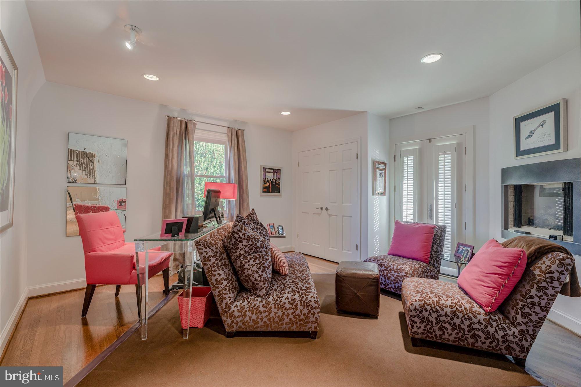 THE HAMLET - Residential