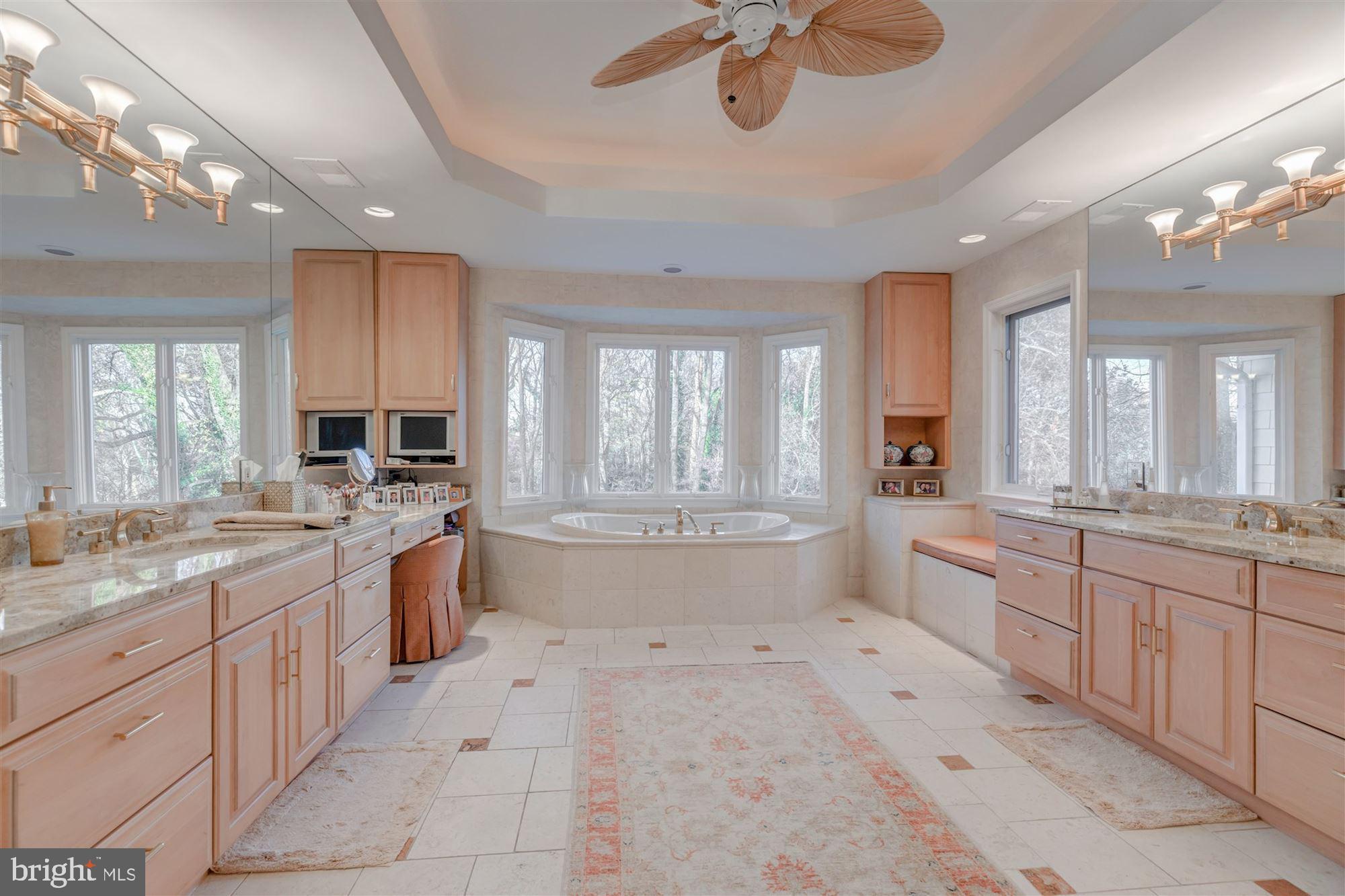 THE HAMLET - Residential