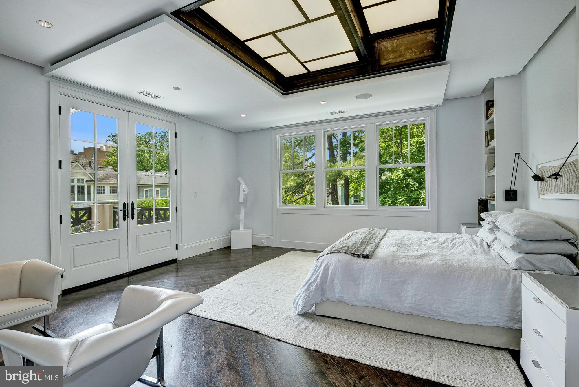 CLEVELAND PARK - Residential