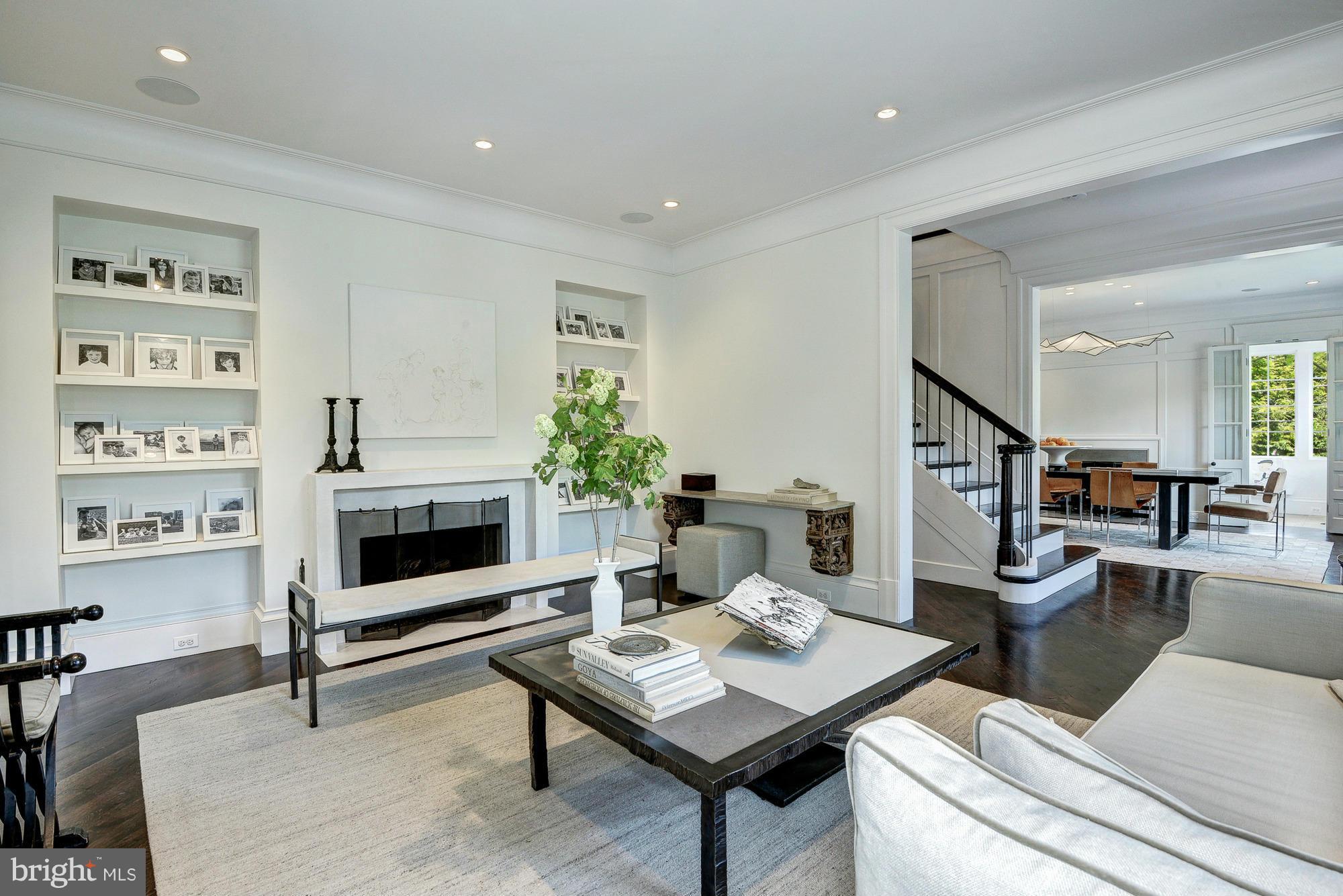 CLEVELAND PARK - Residential