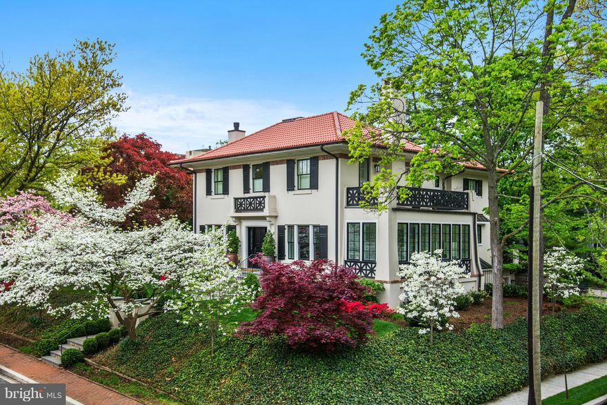 Spectacular renovation to the most demanding specifications on a classic cleveland park home on a spacious double lot!  Every amenity is here, with a smart and sophisticated design.  State of the art, geothermal, "smart" home.  The attention to detail and design perfection would be a challenge to replicate.