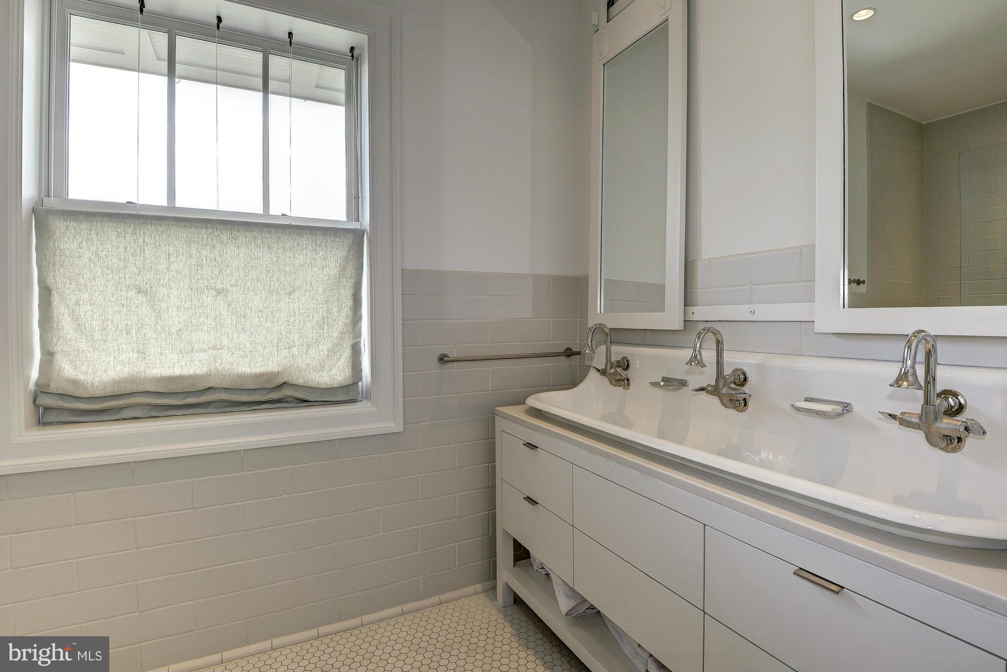 CLEVELAND PARK - Residential