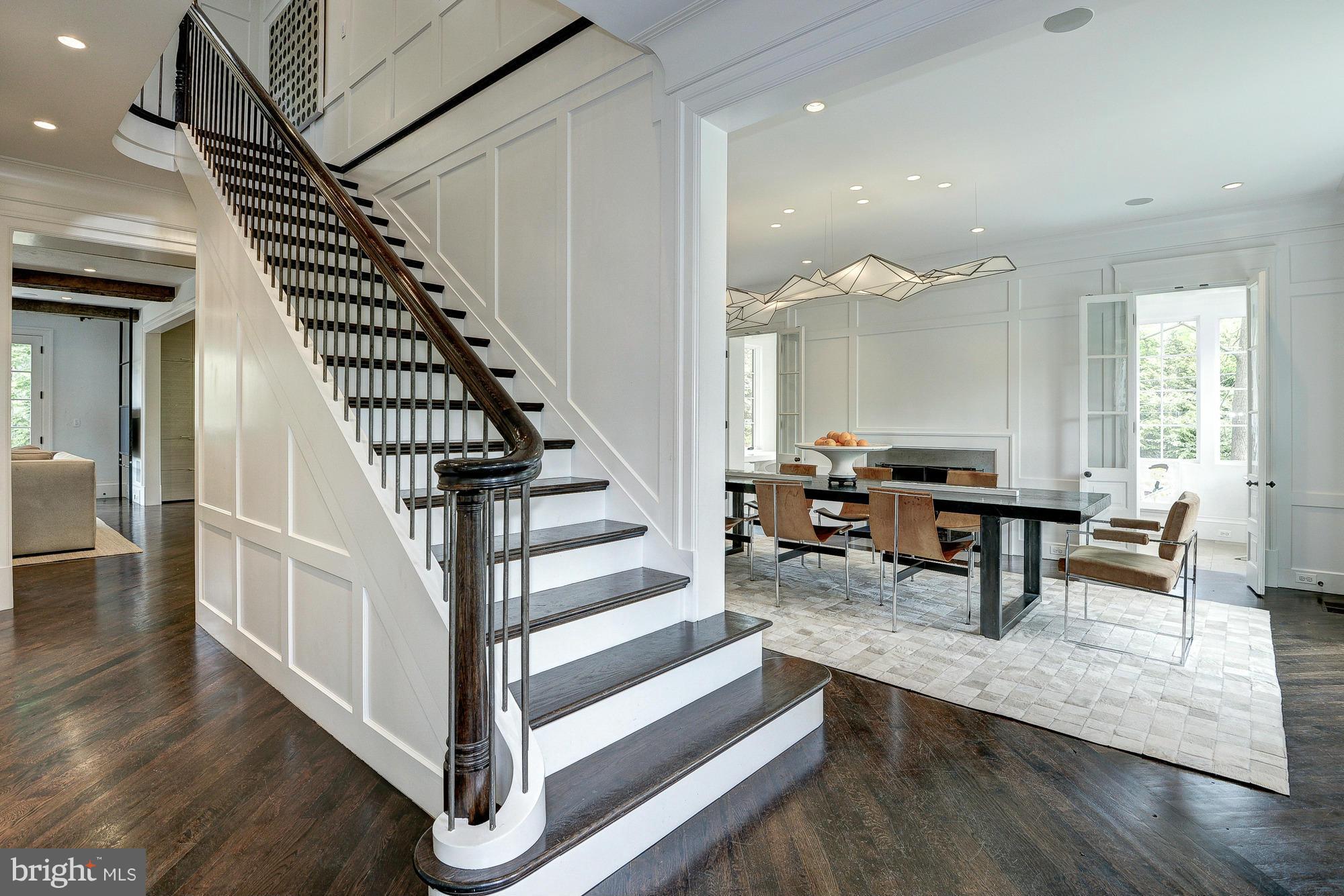CLEVELAND PARK - Residential