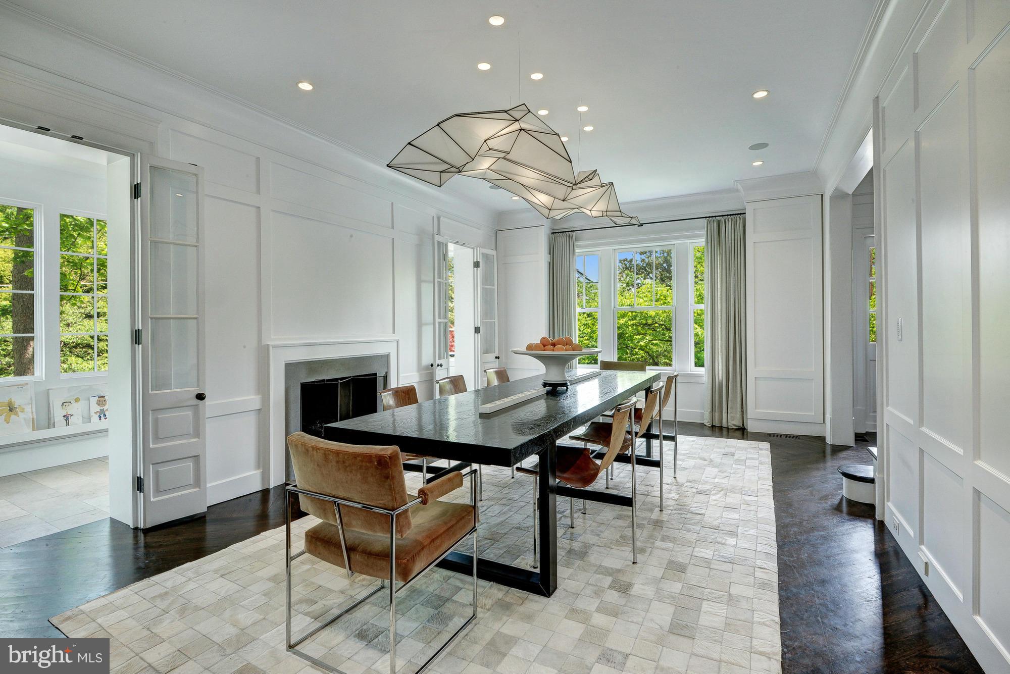 CLEVELAND PARK - Residential