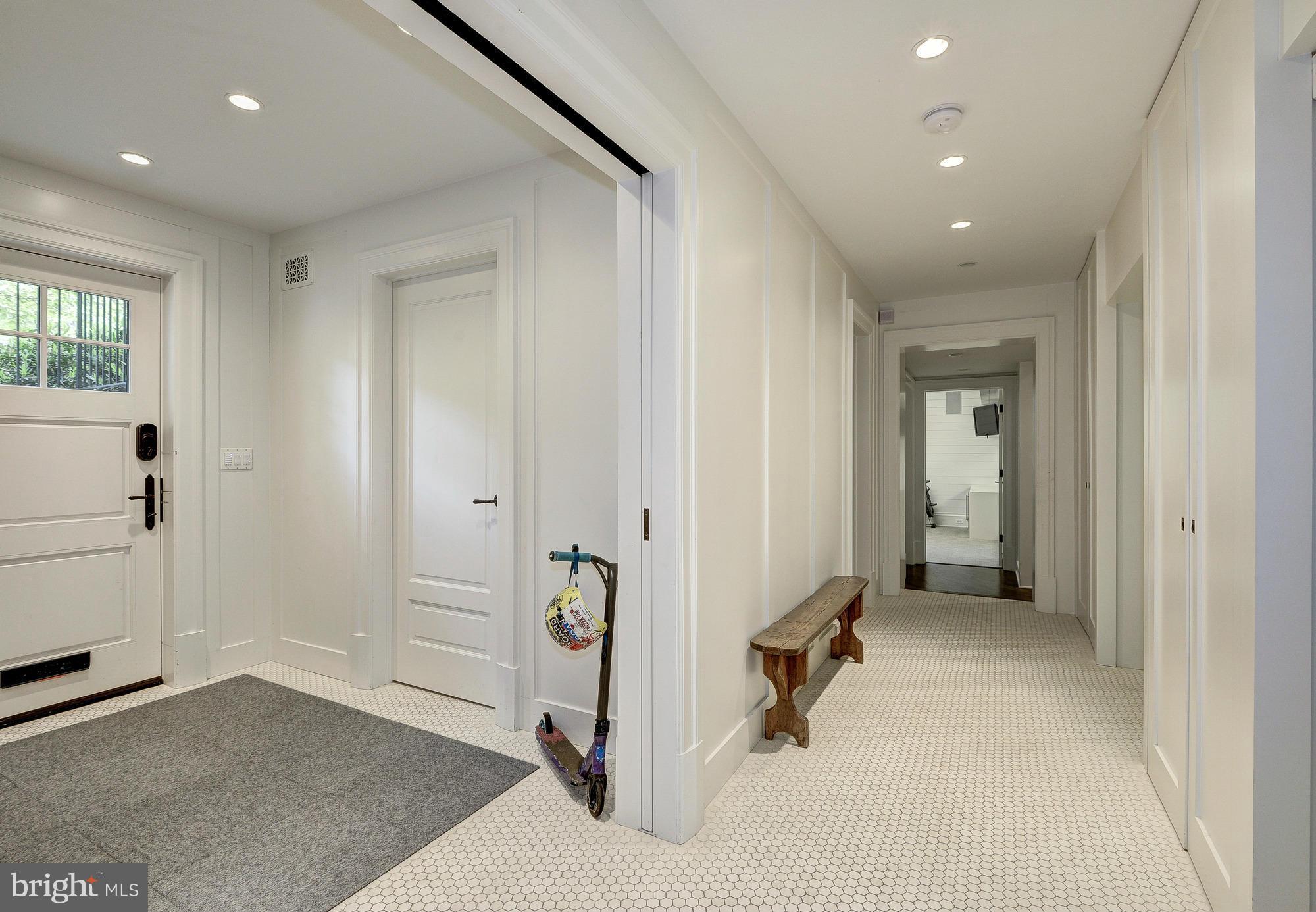 CLEVELAND PARK - Residential