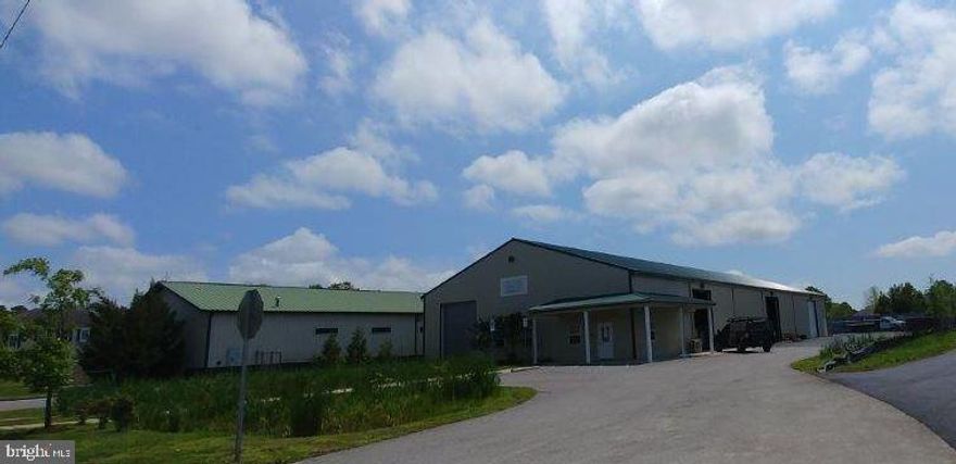 Excellent opportunity to own a 9,000+/- sf warehouse in Easton. Located in the Carlton Business Park.  Easy access and plenty of parking. Includes: two 900+/- sf office areas and 7,200+/- sf of warehouse space with 16' clearing height and clear span.  Five OHD, fenced area in the rear of the property. Zoned BC.