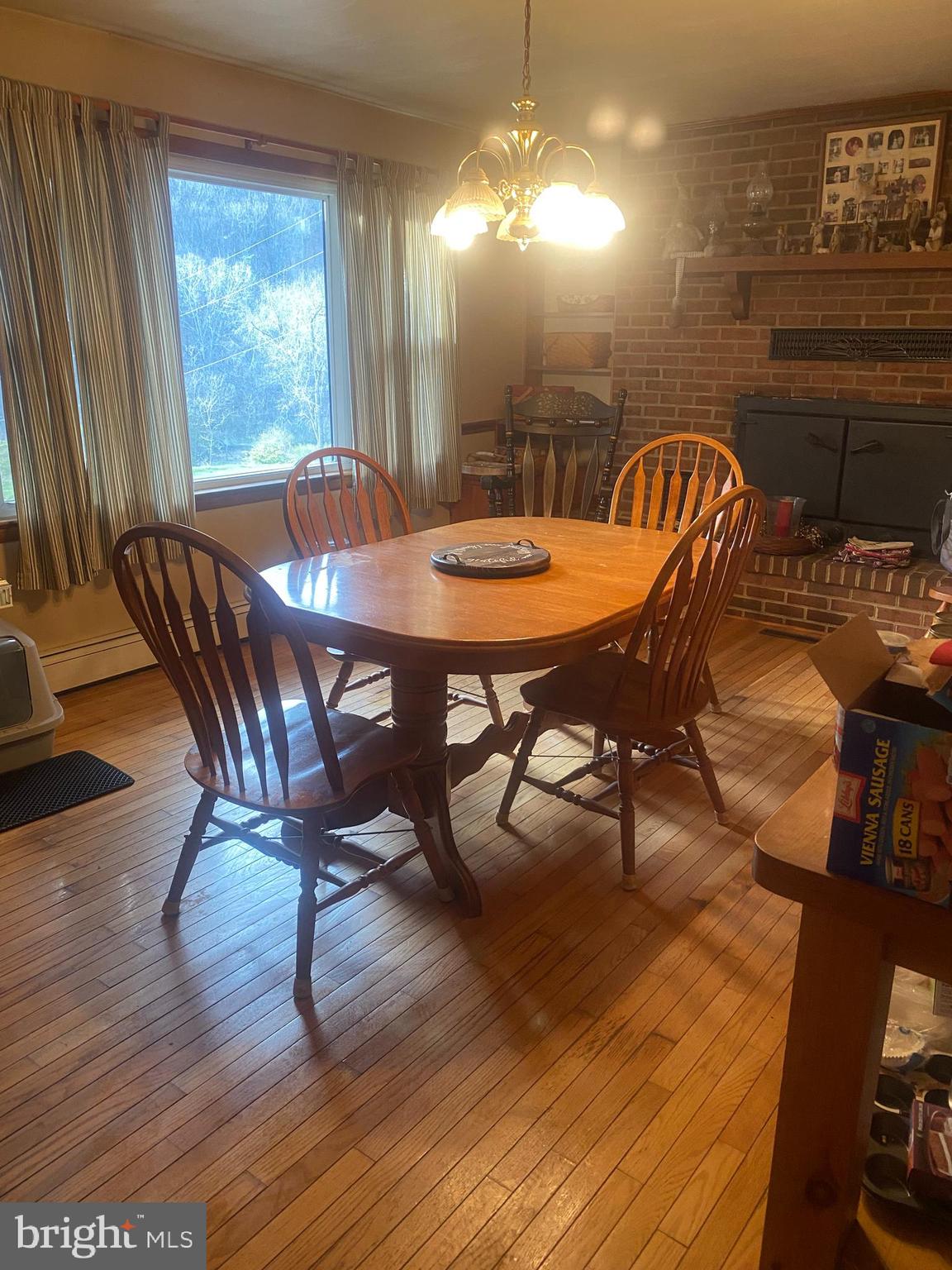 NONE UNRESTRICTED - Residential