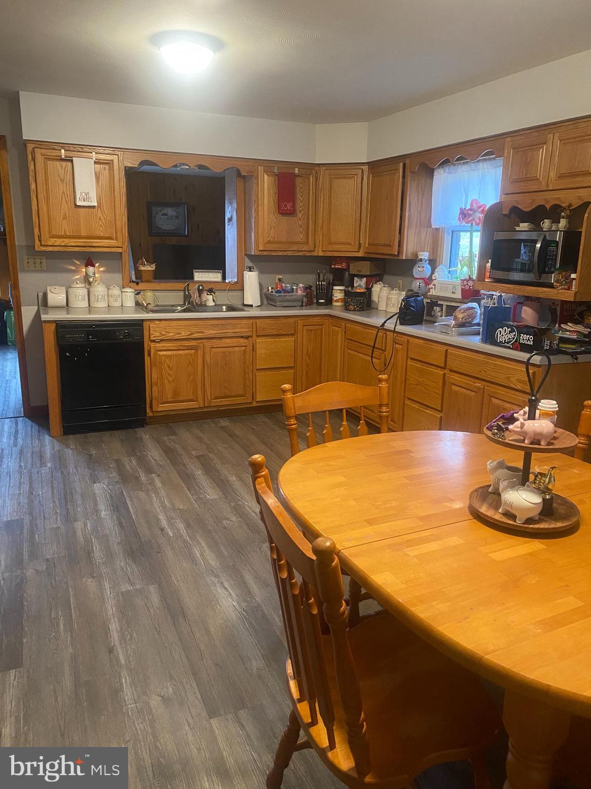 NONE UNRESTRICTED - Residential