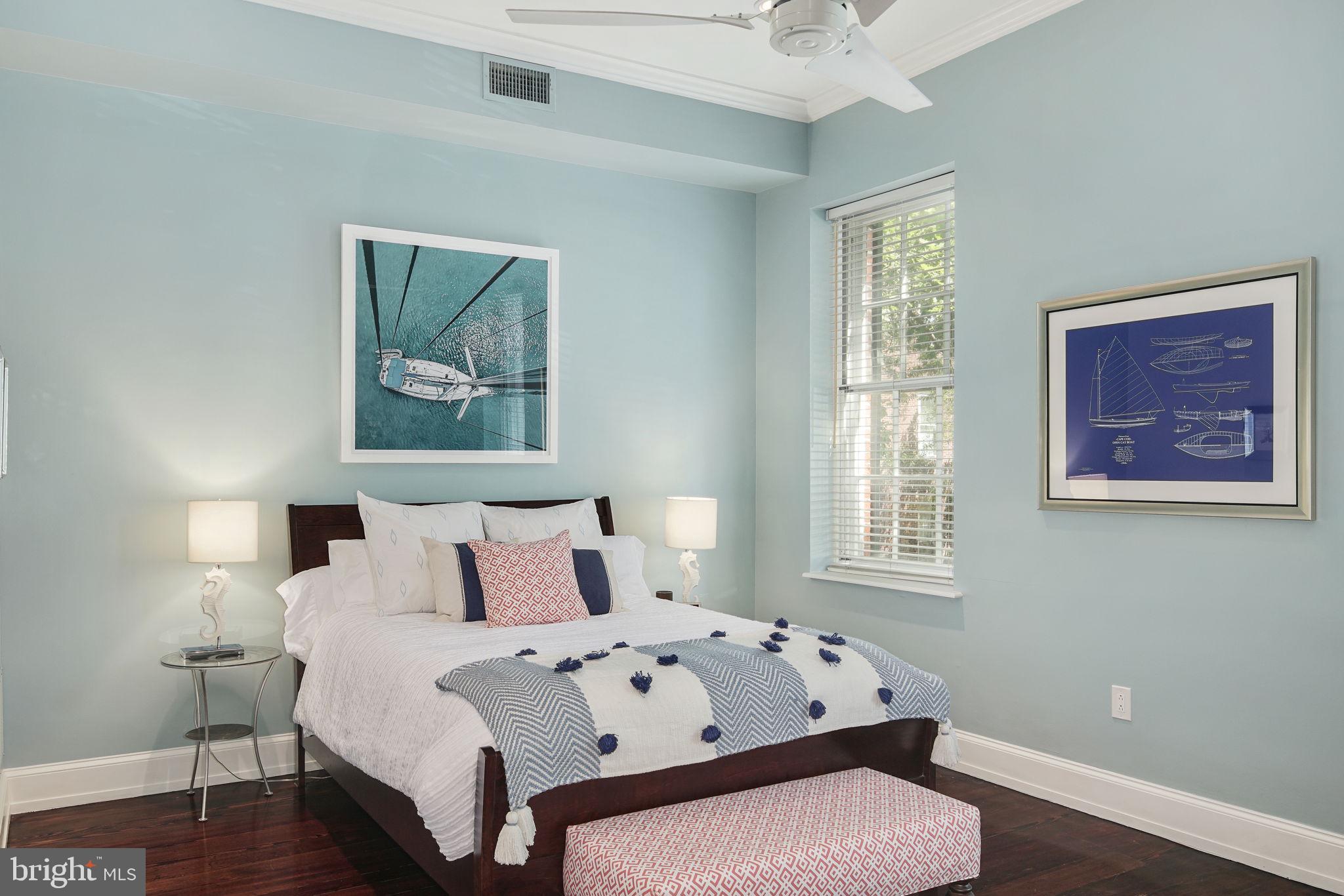 SOCIETY HILL - Residential