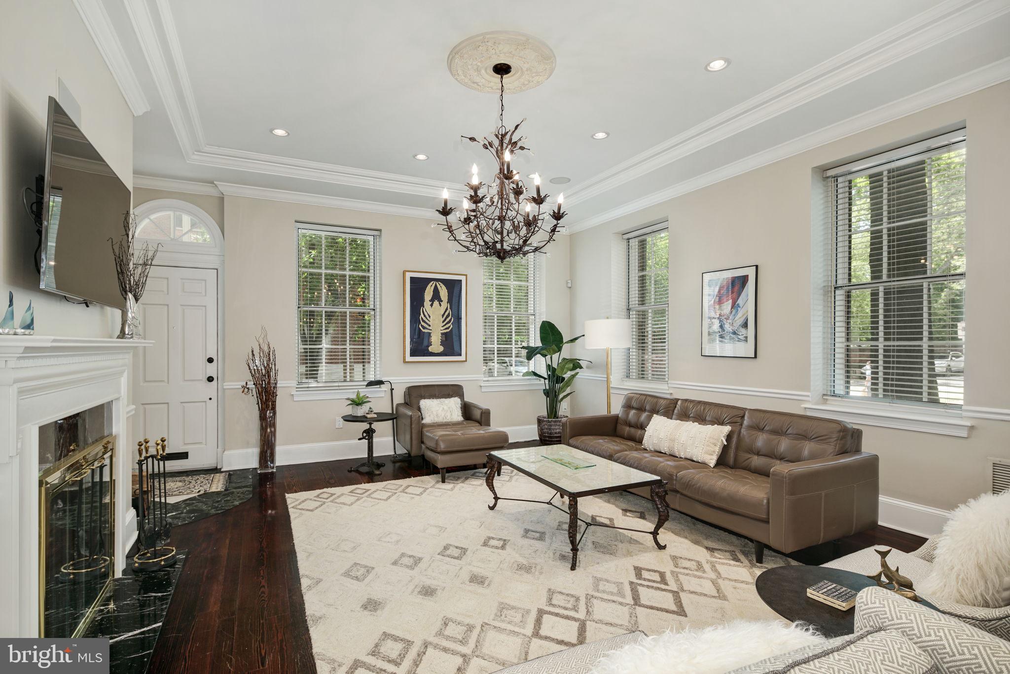 SOCIETY HILL - Residential