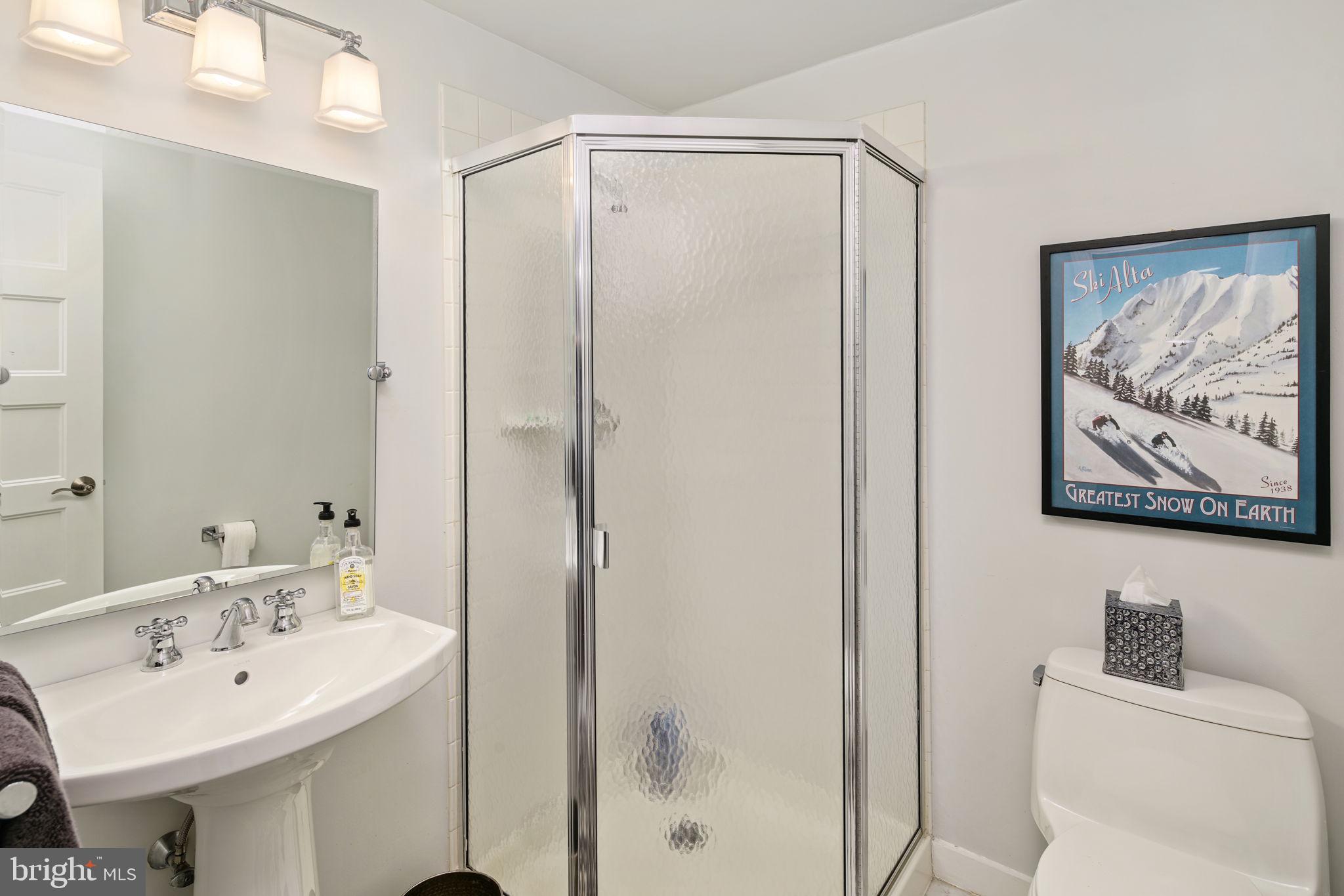 SOCIETY HILL - Residential