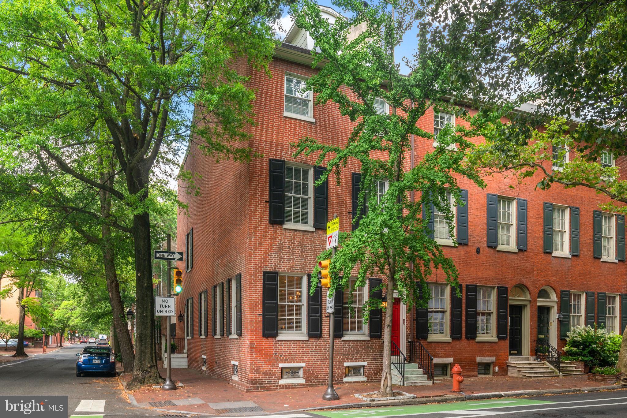 SOCIETY HILL - Residential