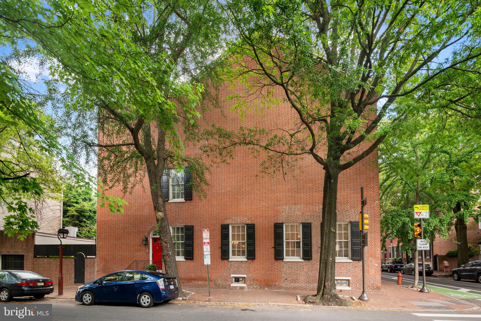 SOCIETY HILL - Residential