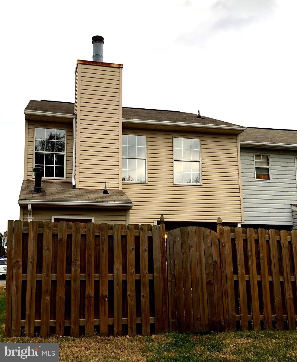 VILLAGES OF SALEM STATION - Residential Lease