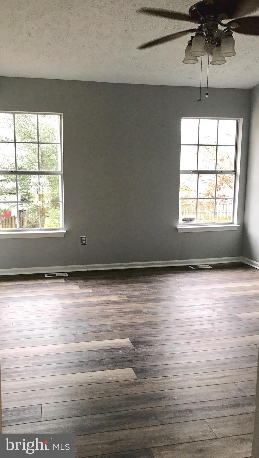 VILLAGES OF SALEM STATION - Residential Lease