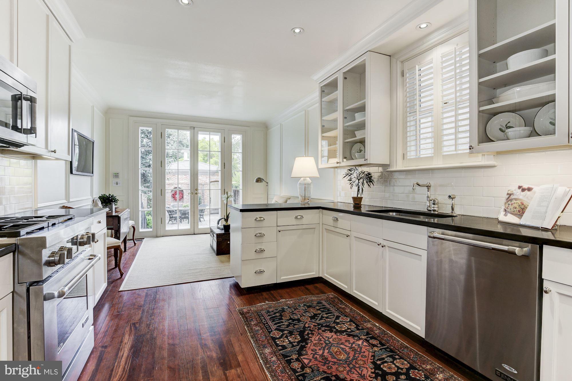 GEORGETOWN - Residential
