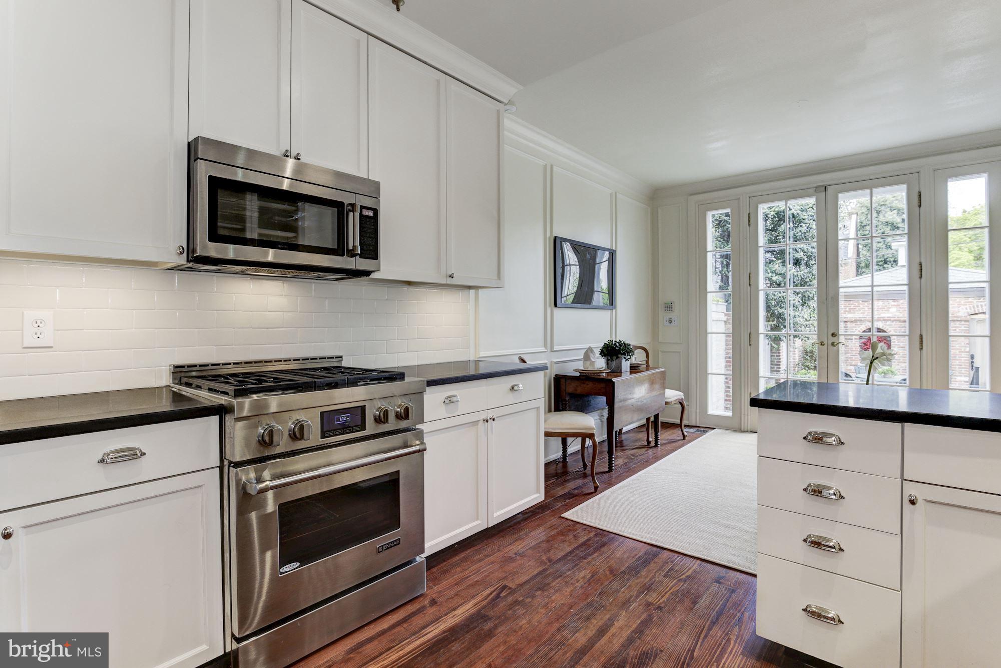 GEORGETOWN - Residential