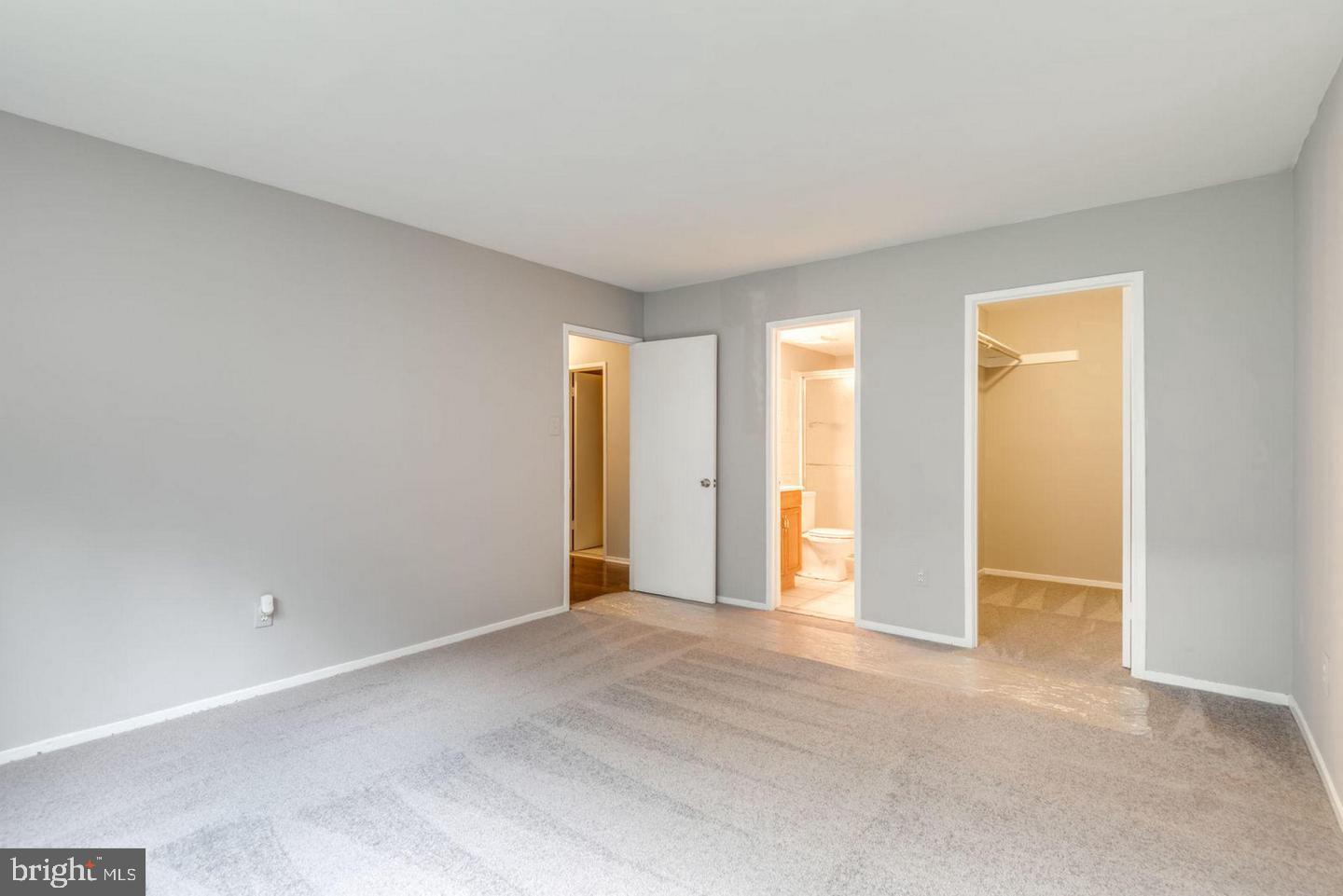 JEFFERSON MEWS - Residential