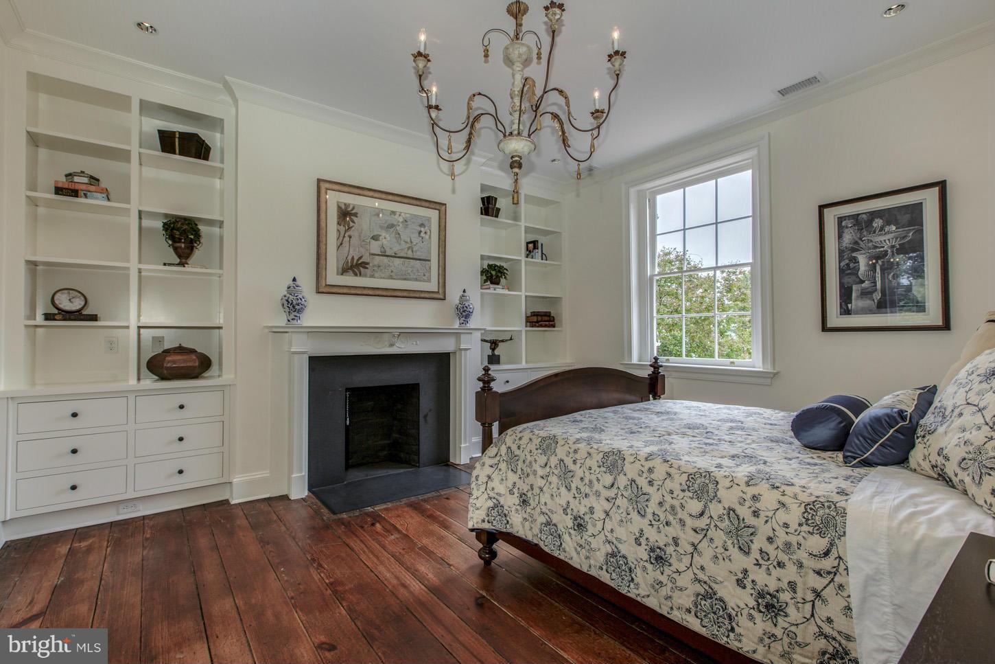 GEORGETOWN - Residential