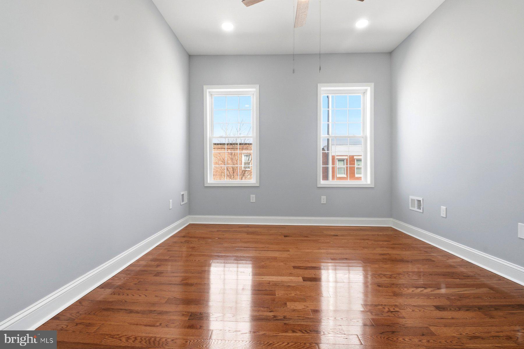 EAST BALTIMORE MIDWAY - Residential