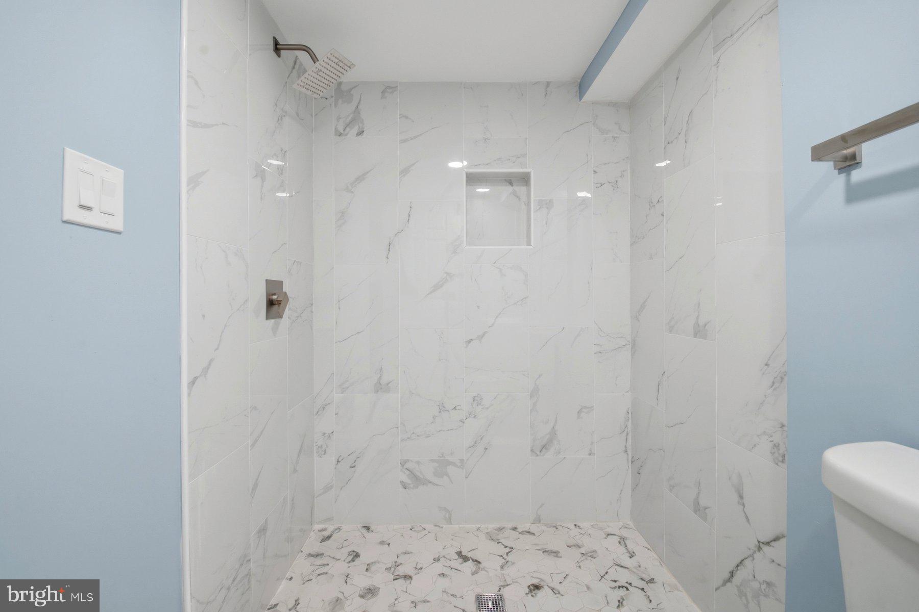 EAST BALTIMORE MIDWAY - Residential