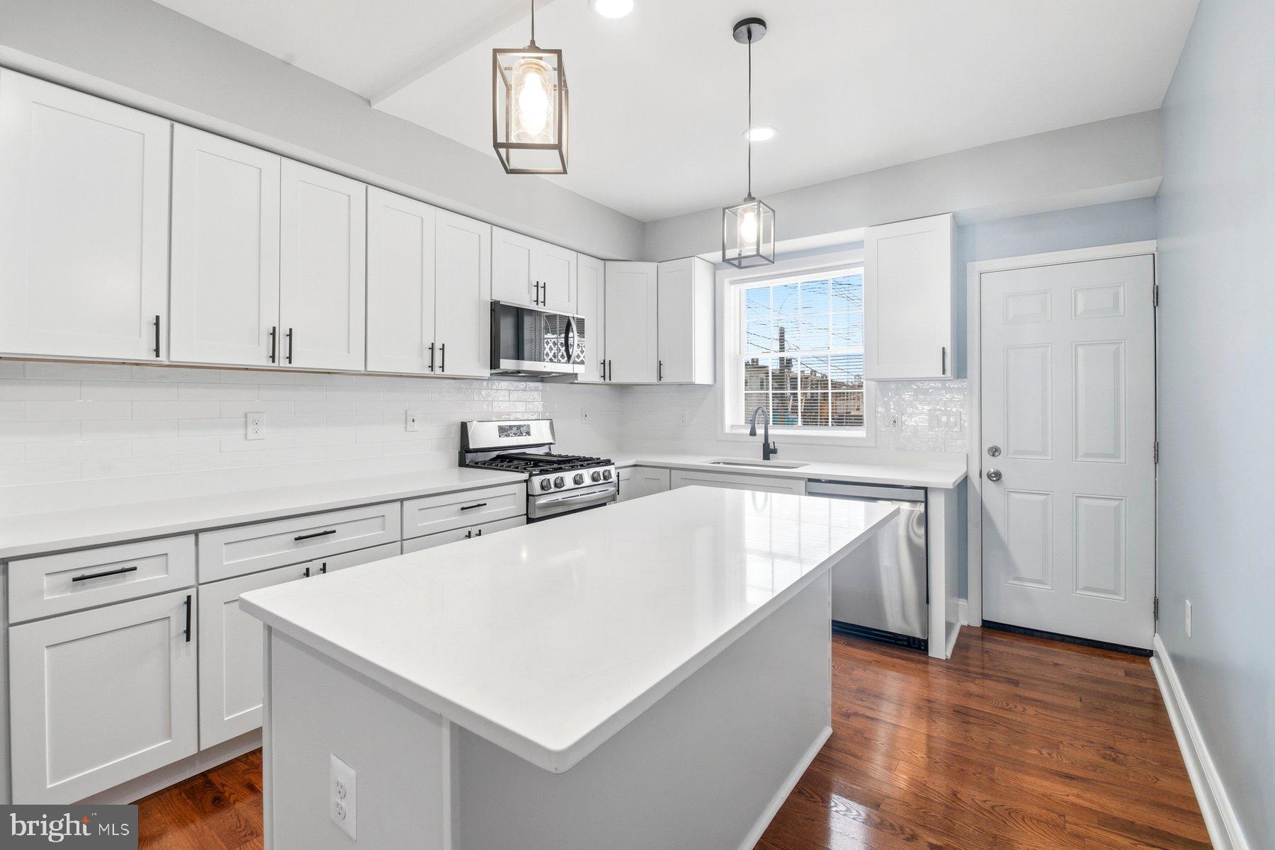 EAST BALTIMORE MIDWAY - Residential